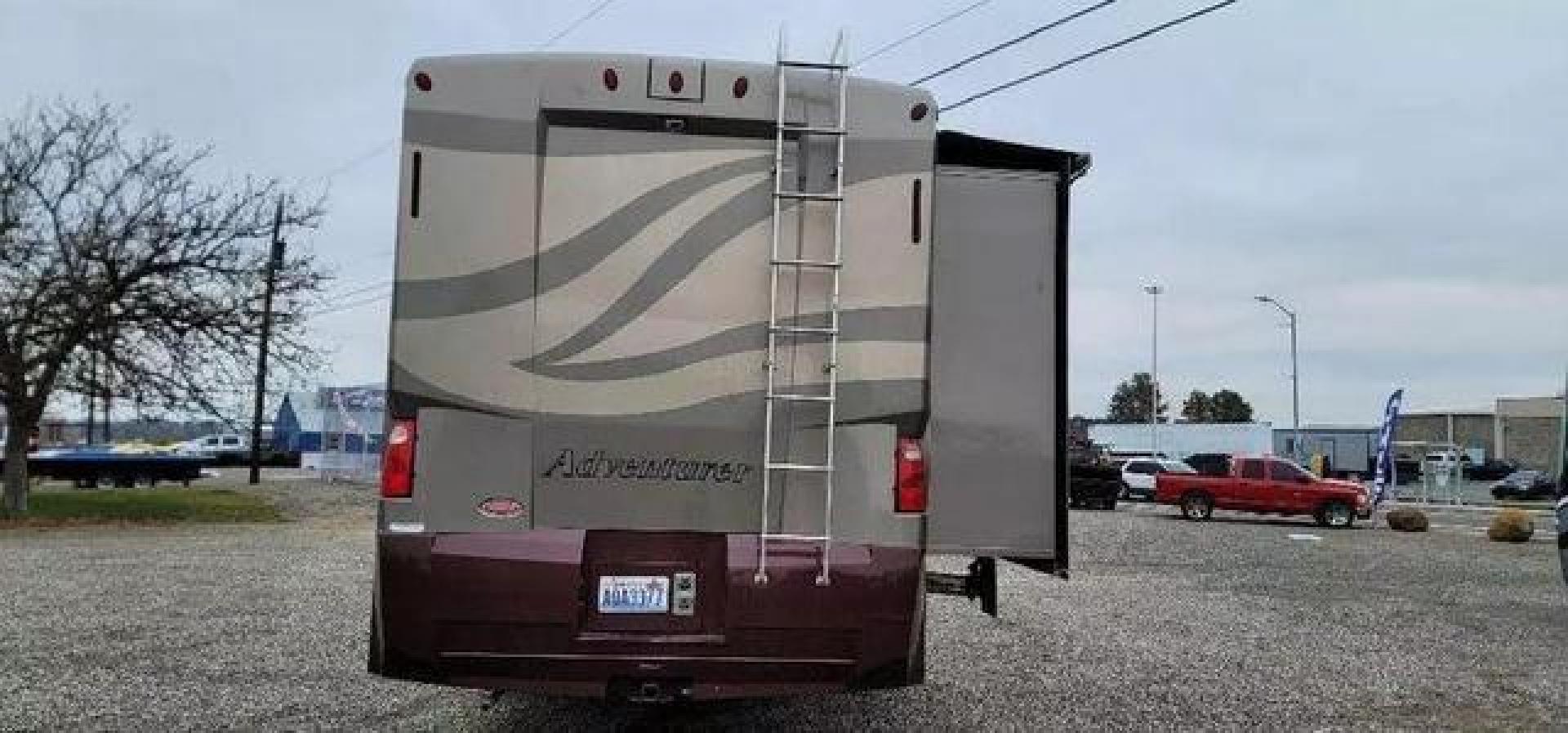 2006 No Color /No Color Winnebago ADVENTURER 4X2 Chassis (5B4MPA7G263) , Automatic, 10-Spd transmission, located at 607 W Columbia Drive, Kennewick, WA, 99336, (509) 987-1069, 46.216743, -119.126404 - Photo#4