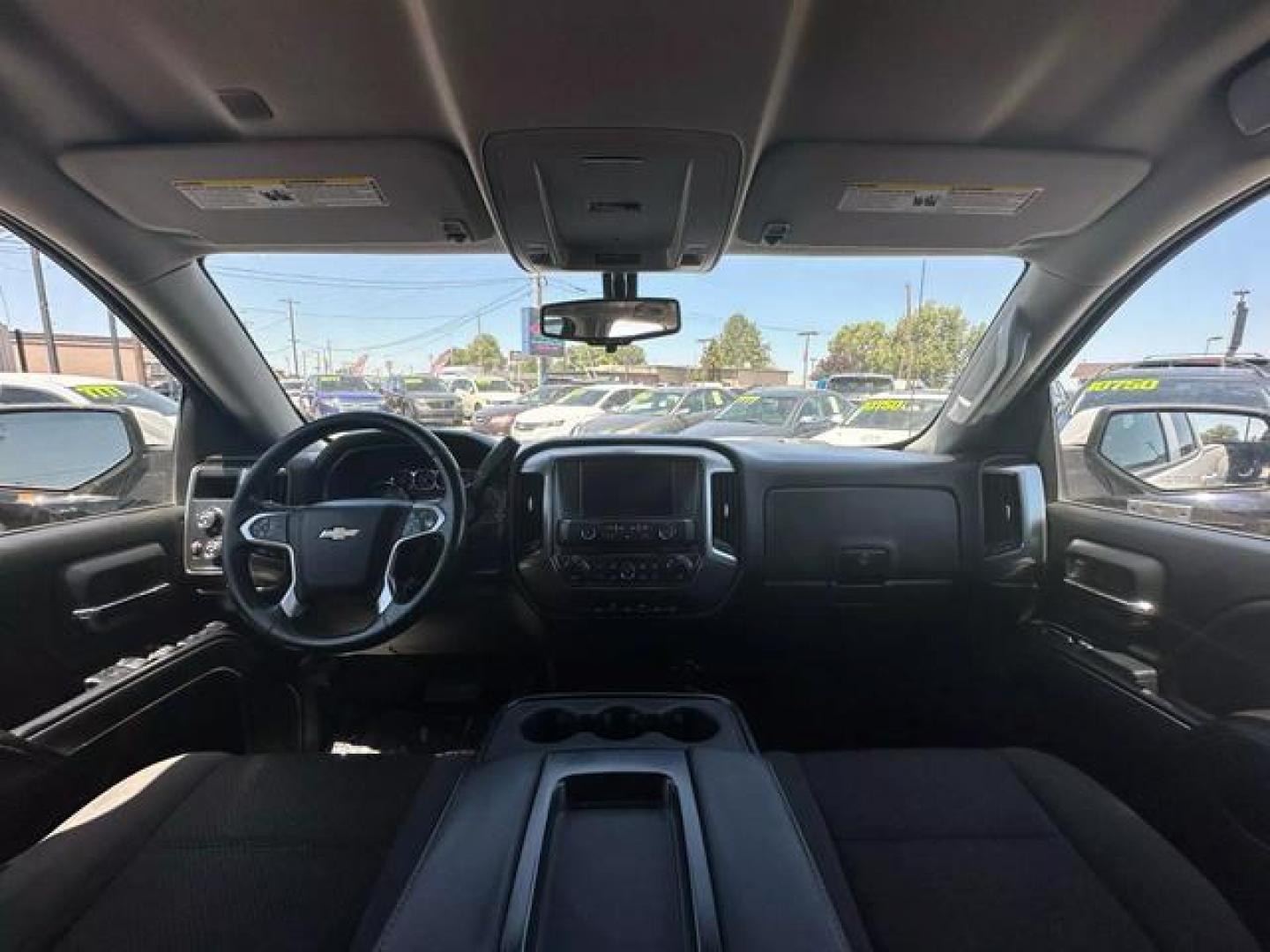 2017 White /No Color Chevrolet Silverado 1500 Double Cab LT Pickup 4D 6 1/2 ft (1GCVKREC6HZ) with an V8, EcoTec3, FF, 5.3L engine, Auto, 6-Spd HD Overdrive transmission, located at 607 W Columbia Drive, Kennewick, WA, 99336, (509) 987-1069, 46.216743, -119.126404 - Photo#17