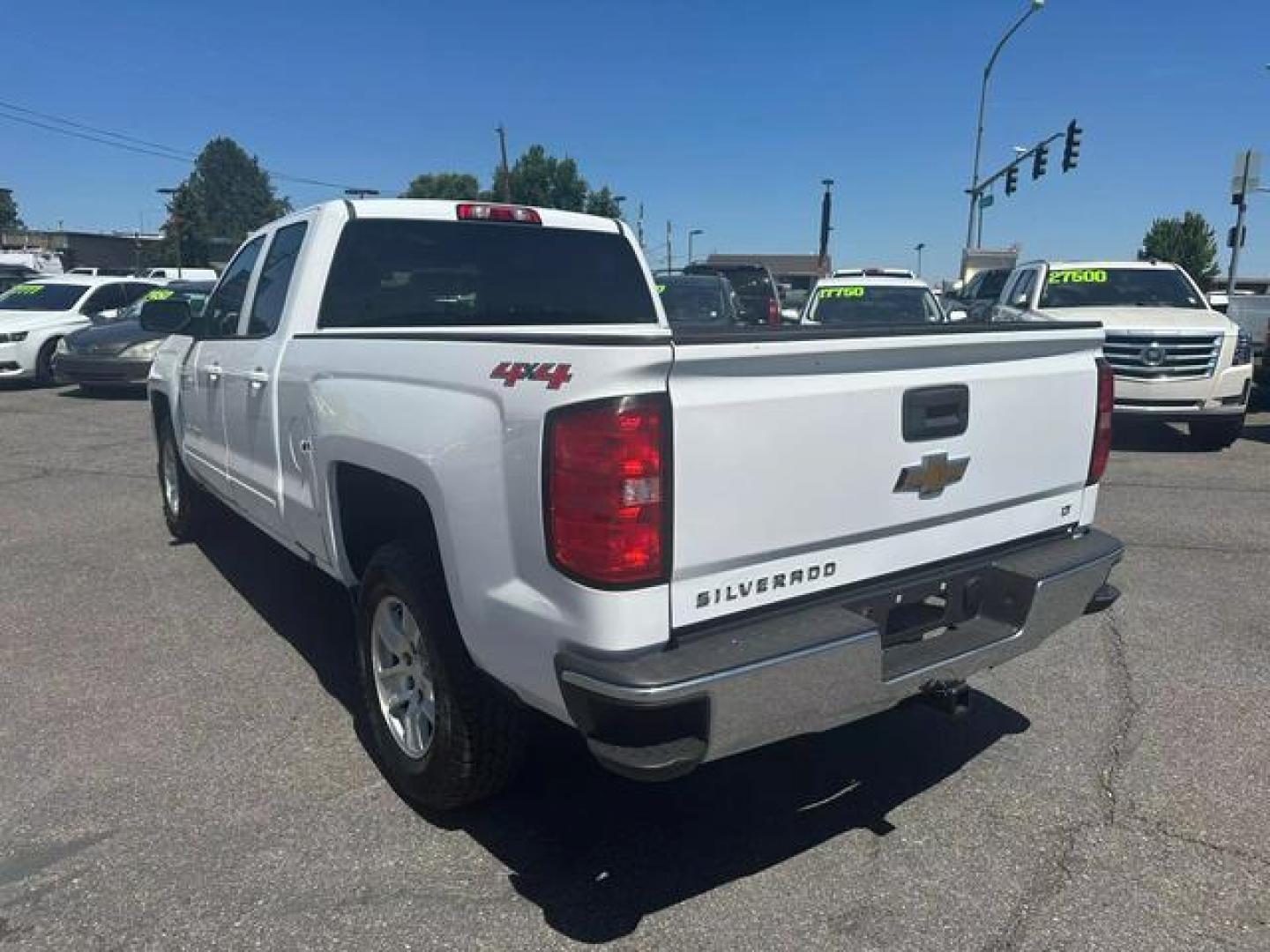 2017 White /No Color Chevrolet Silverado 1500 Double Cab LT Pickup 4D 6 1/2 ft (1GCVKREC6HZ) with an V8, EcoTec3, FF, 5.3L engine, Auto, 6-Spd HD Overdrive transmission, located at 607 W Columbia Drive, Kennewick, WA, 99336, (509) 987-1069, 46.216743, -119.126404 - Photo#6