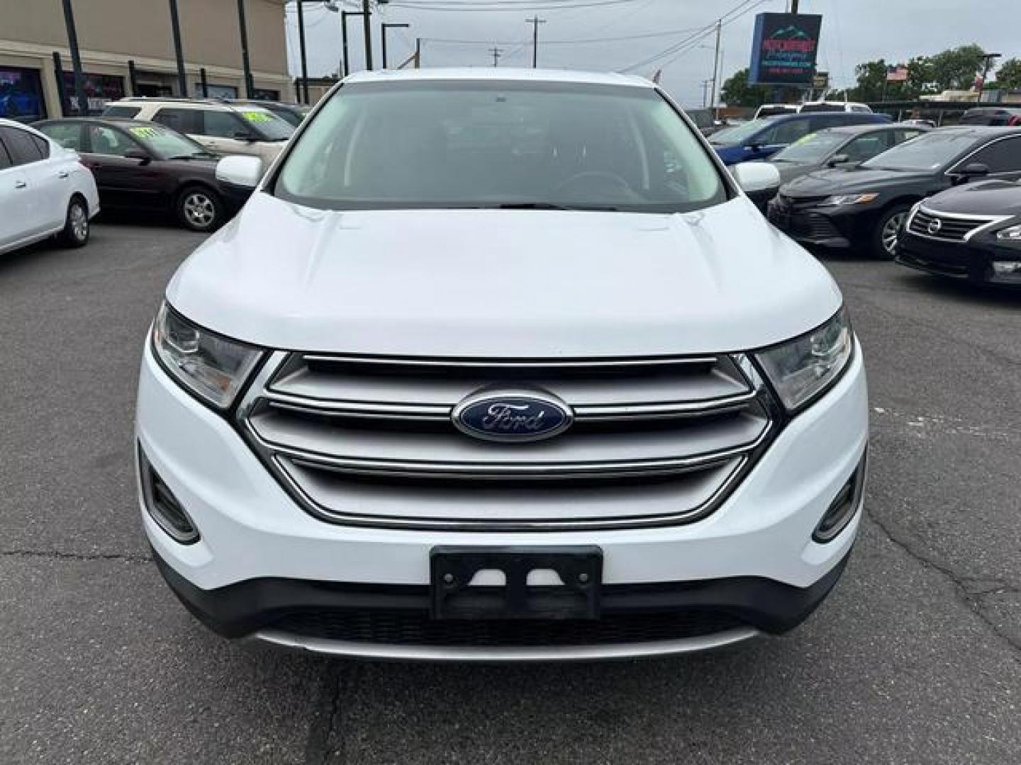 2018 White Ford Edge SEL Sport Utility 4D (2FMPK3J94JB) with an 4-Cyl, EcoBoost, 2.0L engine, Auto, 6-Spd SelShft transmission, located at 607 W Columbia Drive, Kennewick, WA, 99336, (509) 987-1069, 46.216743, -119.126404 - Photo#1