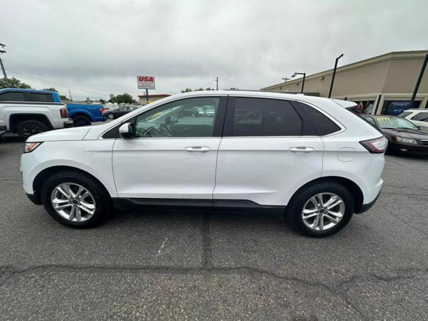 2018 White Ford Edge SEL Sport Utility 4D (2FMPK3J94JB) with an 4-Cyl, EcoBoost, 2.0L engine, Auto, 6-Spd SelShft transmission, located at 607 W Columbia Drive, Kennewick, WA, 99336, (509) 987-1069, 46.216743, -119.126404 - Photo#7