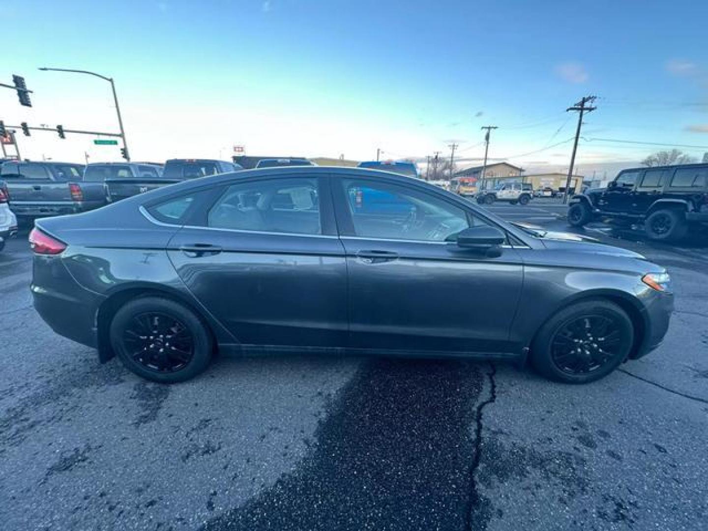 2020 Ford Fusion S Sedan 4D (3FA6P0G70LR) with an 4-Cyl, 2.5 Liter engine, Automatic, 6-Spd w/SelectShift transmission, located at 607 W Columbia Drive, Kennewick, WA, 99336, (509) 987-1069, 46.216743, -119.126404 - Photo#3