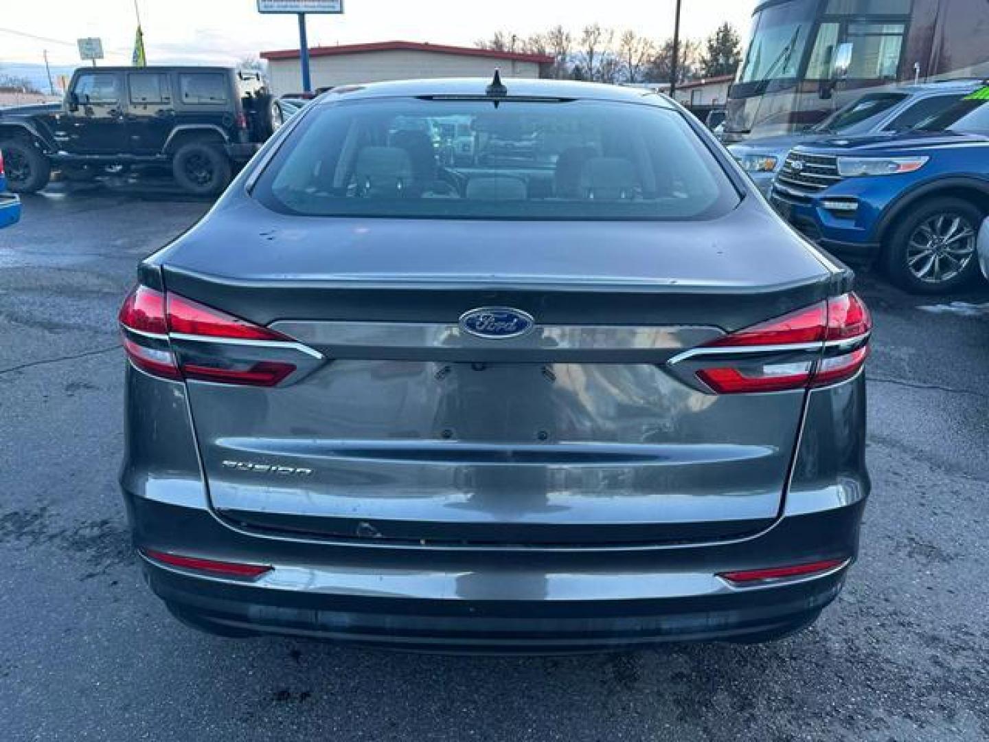 2020 Ford Fusion S Sedan 4D (3FA6P0G70LR) with an 4-Cyl, 2.5 Liter engine, Automatic, 6-Spd w/SelectShift transmission, located at 607 W Columbia Drive, Kennewick, WA, 99336, (509) 987-1069, 46.216743, -119.126404 - Photo#5