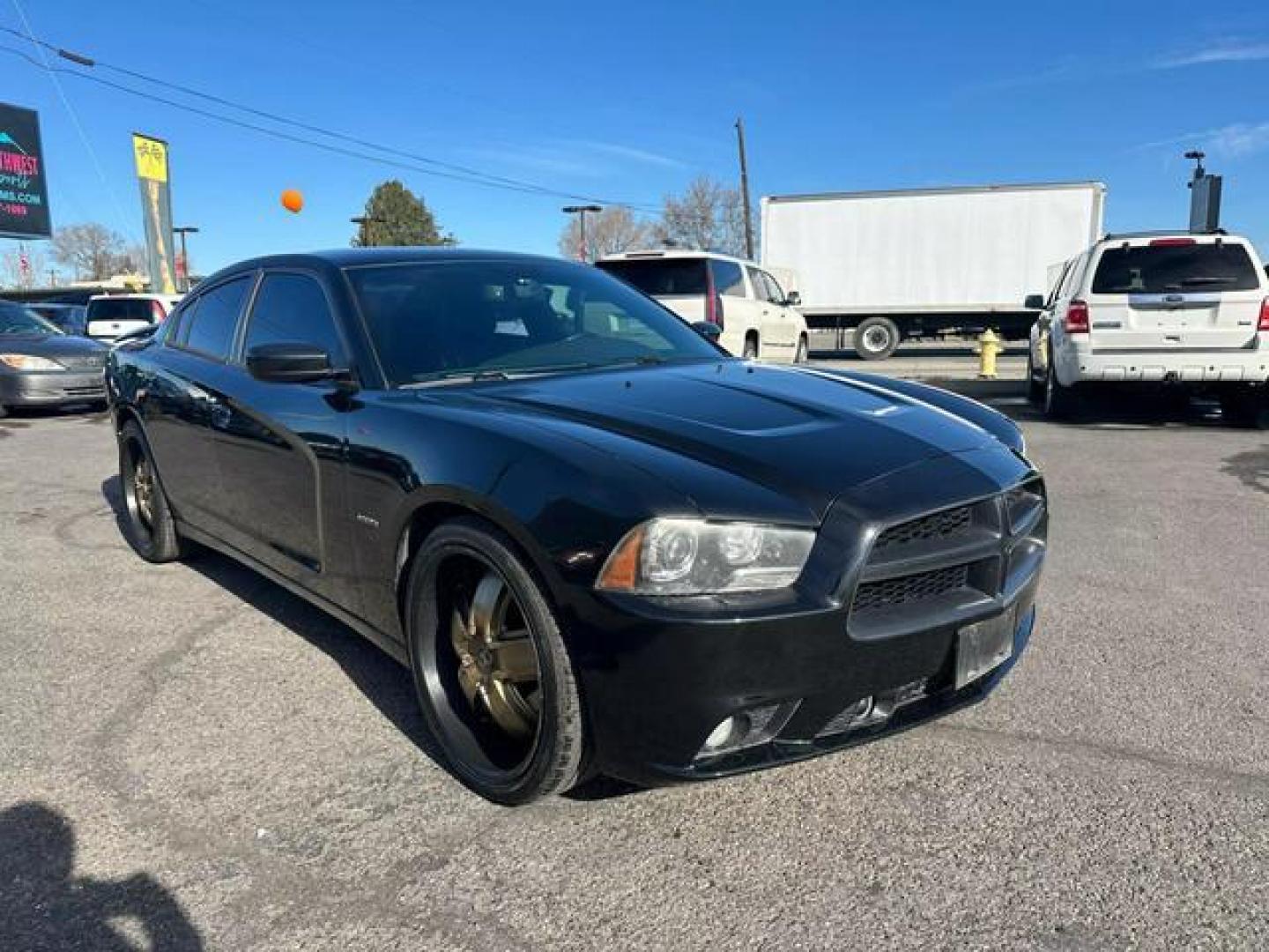 2013 Black Dodge Charger R/T Road/Track Sedan 4D (2C3CDXCT9DH) with an V8, HEMI, 5.7 Liter engine, Automatic, 5-Spd transmission, located at 607 W Columbia Drive, Kennewick, WA, 99336, (509) 987-1069, 46.216743, -119.126404 - Photo#2