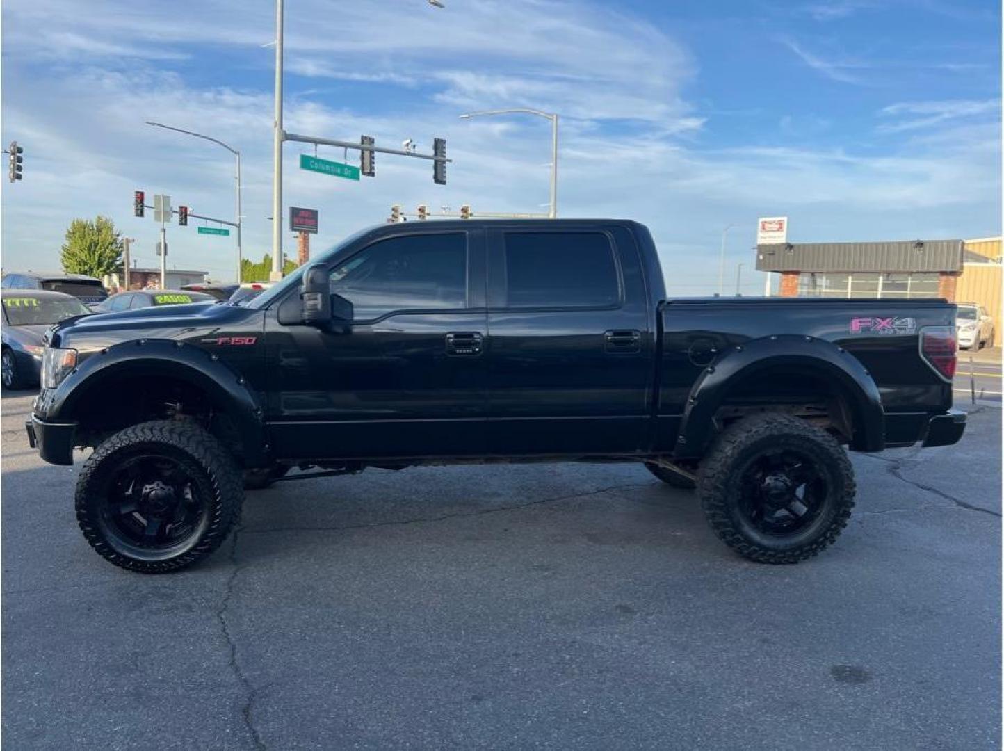 2014 Black /No Color Ford F150 SuperCrew Cab (1FTFW1ET4EF) with an V6, EcoBoost, 3.5L engine, Automatic, 6-Spd transmission, located at 607 W Columbia Drive, Kennewick, WA, 99336, (509) 987-1069, 46.216743, -119.126404 - Photo#1