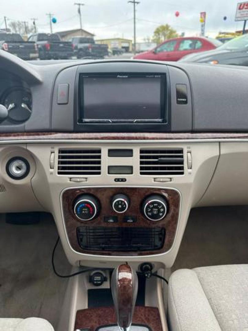 2006 No Color /No Color Hyundai Sonata LX Sedan 4D (5NPEU46F26H) with an V6, 3.3 Liter engine, Automatic transmission, located at 607 W Columbia Drive, Kennewick, WA, 99336, (509) 987-1069, 46.216743, -119.126404 - Photo#12