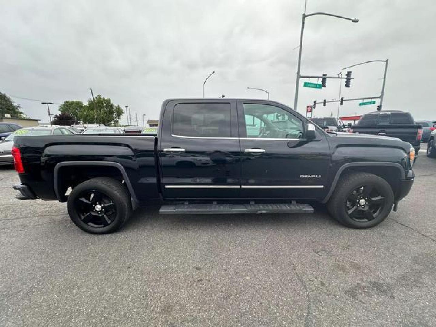 2015 No Color /No Color GMC Sierra 1500 Crew Cab Denali Pickup 4D 5 3/4 ft (3GTU2WEJ8FG) with an V8, EcoTec3, 6.2 Liter engine, Auto, 6-Spd HD Overdrive transmission, located at 607 W Columbia Drive, Kennewick, WA, 99336, (509) 987-1069, 46.216743, -119.126404 - Photo#3