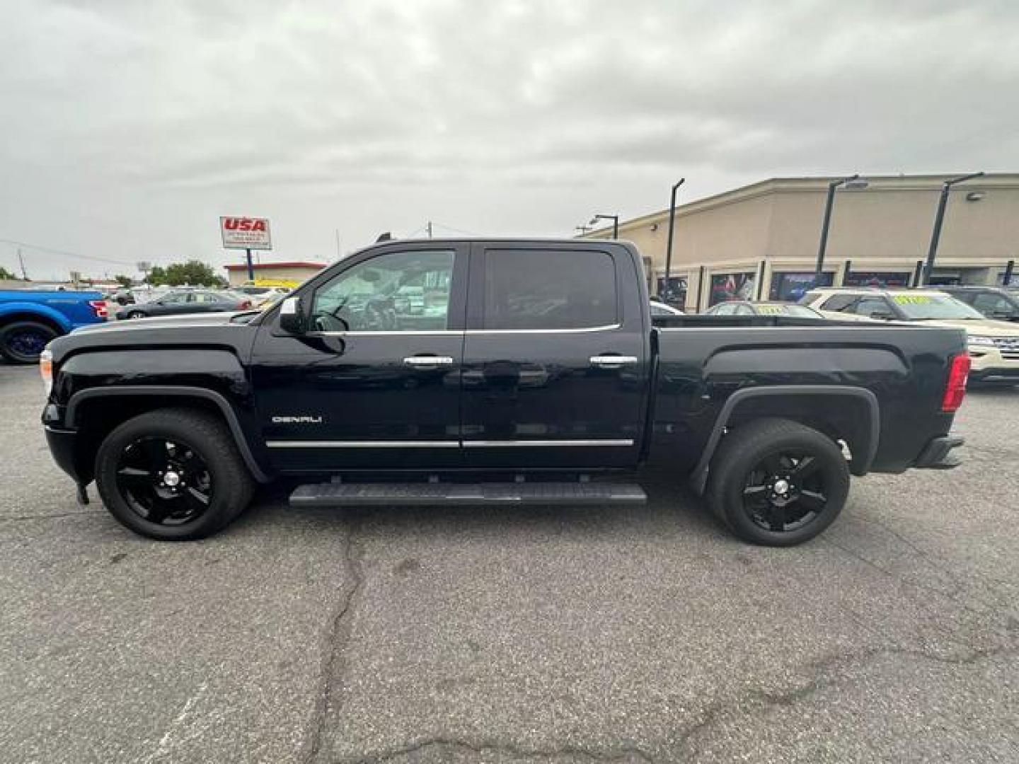 2015 No Color /No Color GMC Sierra 1500 Crew Cab Denali Pickup 4D 5 3/4 ft (3GTU2WEJ8FG) with an V8, EcoTec3, 6.2 Liter engine, Auto, 6-Spd HD Overdrive transmission, located at 607 W Columbia Drive, Kennewick, WA, 99336, (509) 987-1069, 46.216743, -119.126404 - Photo#7