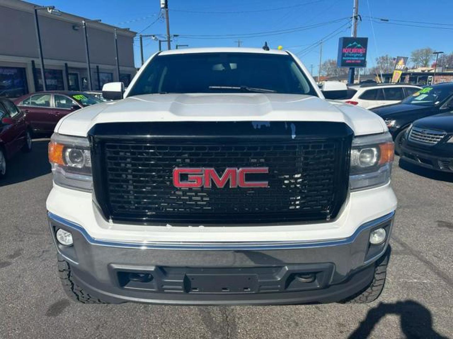 2015 White /No Color GMC Sierra 1500 Double Cab SLE Pickup 4D 6 1/2 ft (1GTV2UEC2FZ) with an V8, EcoTec3, 5.3L engine, Automatic, 6-Spd HD w/Overdrive transmission, located at 607 W Columbia Drive, Kennewick, WA, 99336, (509) 987-1069, 46.216743, -119.126404 - Photo#1