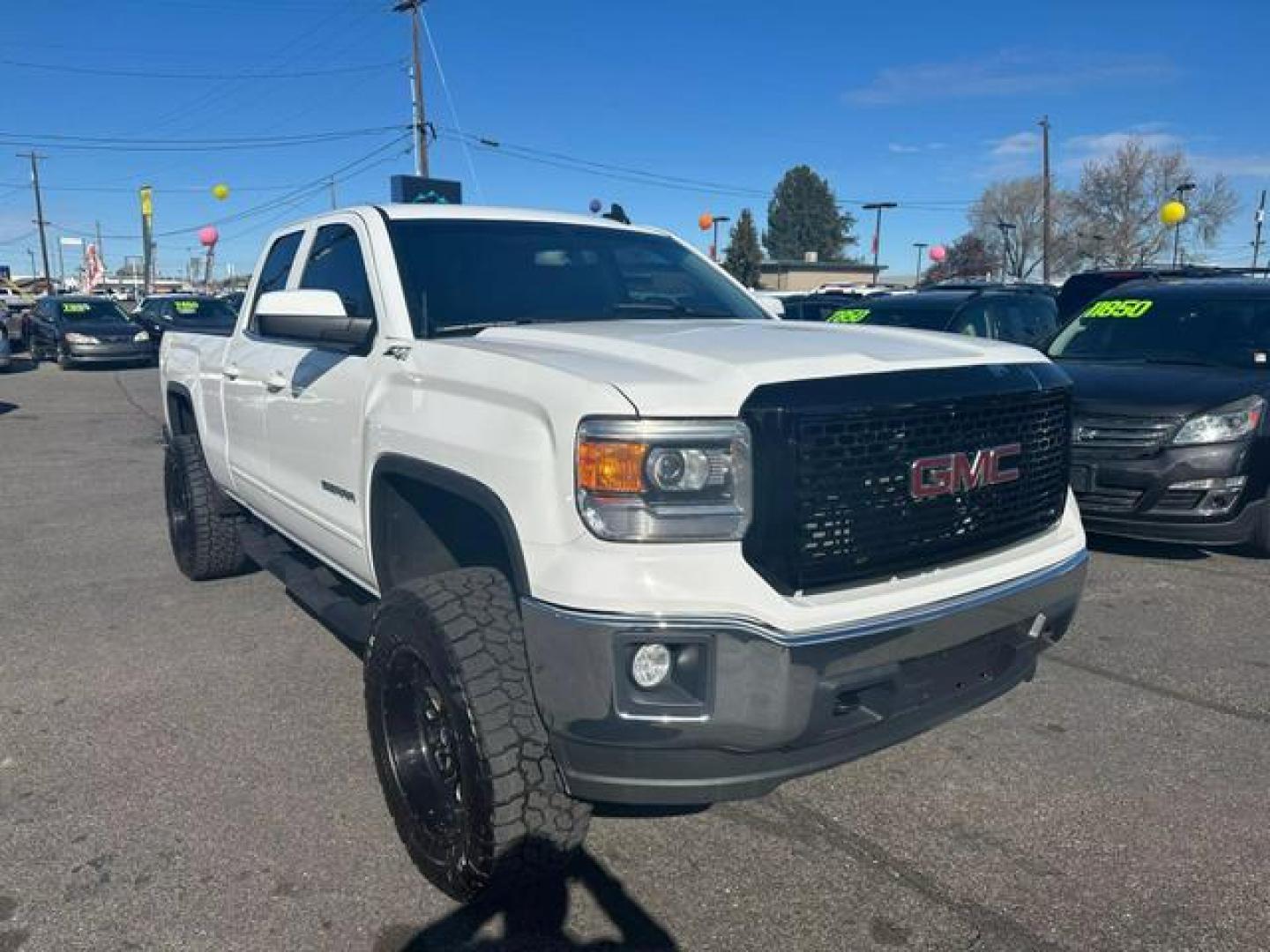 2015 White /No Color GMC Sierra 1500 Double Cab SLE Pickup 4D 6 1/2 ft (1GTV2UEC2FZ) with an V8, EcoTec3, 5.3L engine, Automatic, 6-Spd HD w/Overdrive transmission, located at 607 W Columbia Drive, Kennewick, WA, 99336, (509) 987-1069, 46.216743, -119.126404 - Photo#2