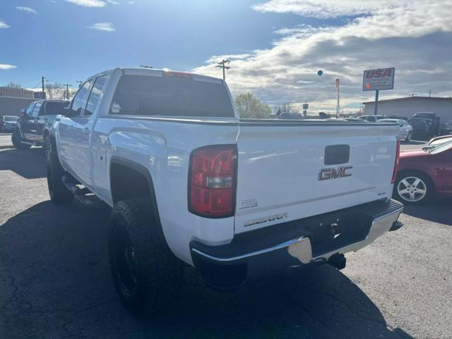 2015 White /No Color GMC Sierra 1500 Double Cab SLE Pickup 4D 6 1/2 ft (1GTV2UEC2FZ) with an V8, EcoTec3, 5.3L engine, Automatic, 6-Spd HD w/Overdrive transmission, located at 607 W Columbia Drive, Kennewick, WA, 99336, (509) 987-1069, 46.216743, -119.126404 - Photo#6