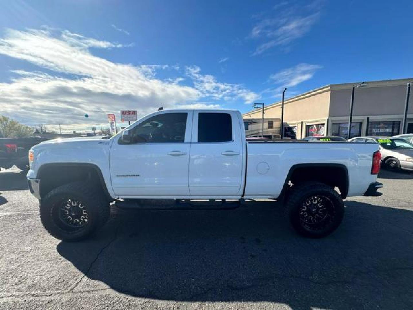 2015 White /No Color GMC Sierra 1500 Double Cab SLE Pickup 4D 6 1/2 ft (1GTV2UEC2FZ) with an V8, EcoTec3, 5.3L engine, Automatic, 6-Spd HD w/Overdrive transmission, located at 607 W Columbia Drive, Kennewick, WA, 99336, (509) 987-1069, 46.216743, -119.126404 - Photo#7