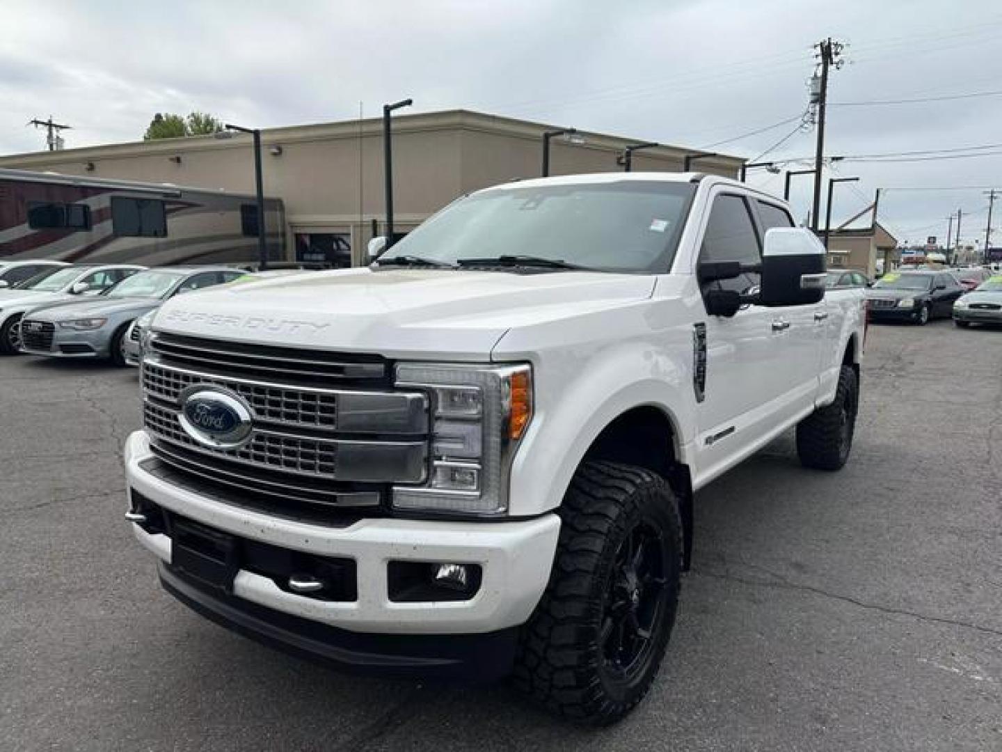 2017 White /No Color Ford F350 Super Duty Crew Cab Platinum Pickup 4D 6 3/4 ft (1FT8W3BT6HE) with an V8, Turbo Diesel, 6.7 Liter engine, Auto, HD 6-Spd SelShft transmission, located at 607 W Columbia Drive, Kennewick, WA, 99336, (509) 987-1069, 46.216743, -119.126404 - Photo#0