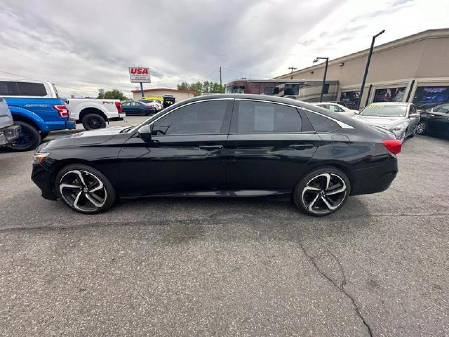 2019 Black /No Color Honda Accord Sport Sedan 4D (1HGCV1F33KA) with an 4-Cyl, i-VTEC, Turbo, 1.5 Liter engine, Automatic, 10-Spd transmission, located at 607 W Columbia Drive, Kennewick, WA, 99336, (509) 987-1069, 46.216743, -119.126404 - Photo#7