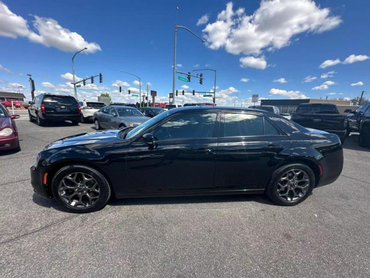 2016 Black /No Color Chrysler 300 300S Sedan 4D (2C3CCAGG8GH) with an V6, Flex Fuel, 3.6 Liter engine, Automatic, 8-Spd transmission, located at 607 W Columbia Drive, Kennewick, WA, 99336, (509) 987-1069, 46.216743, -119.126404 - Photo#7