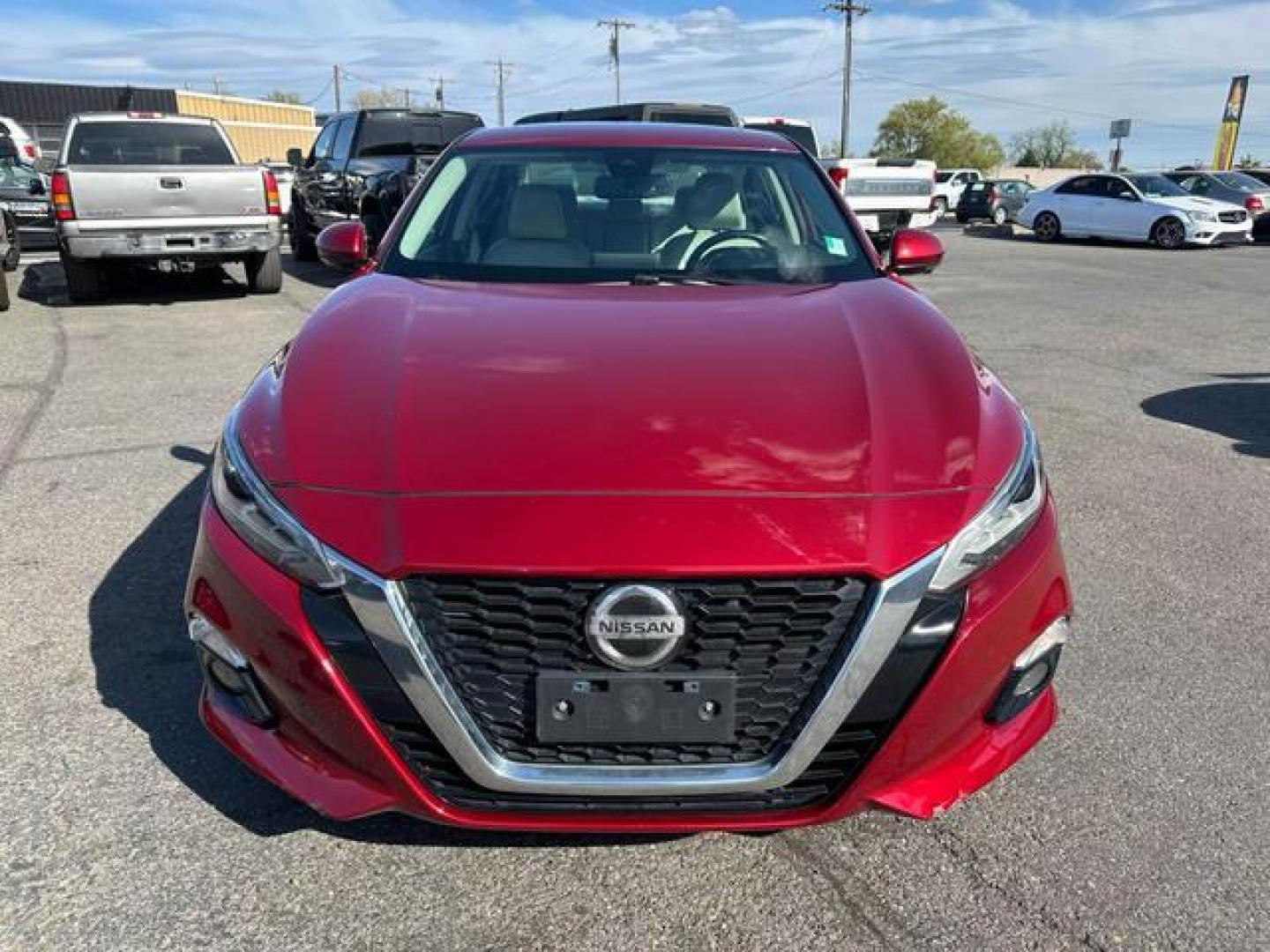 2019 Red /No Color Nissan Altima 2.5 Platinum Sedan 4D (1N4BL4FV7KC) with an 4-Cyl, 2.5 Liter engine, Automatic, Xtronic CVT transmission, located at 607 W Columbia Drive, Kennewick, WA, 99336, (509) 987-1069, 46.216743, -119.126404 - Photo#2