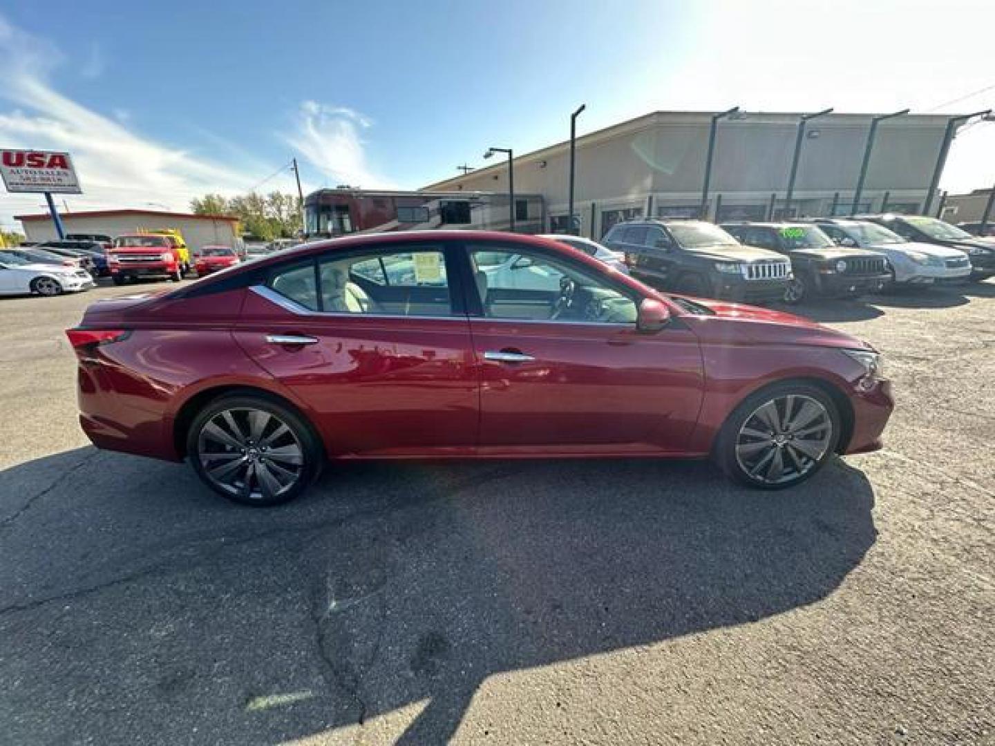 2019 Red /No Color Nissan Altima 2.5 Platinum Sedan 4D (1N4BL4FV7KC) with an 4-Cyl, 2.5 Liter engine, Automatic, Xtronic CVT transmission, located at 607 W Columbia Drive, Kennewick, WA, 99336, (509) 987-1069, 46.216743, -119.126404 - Photo#3