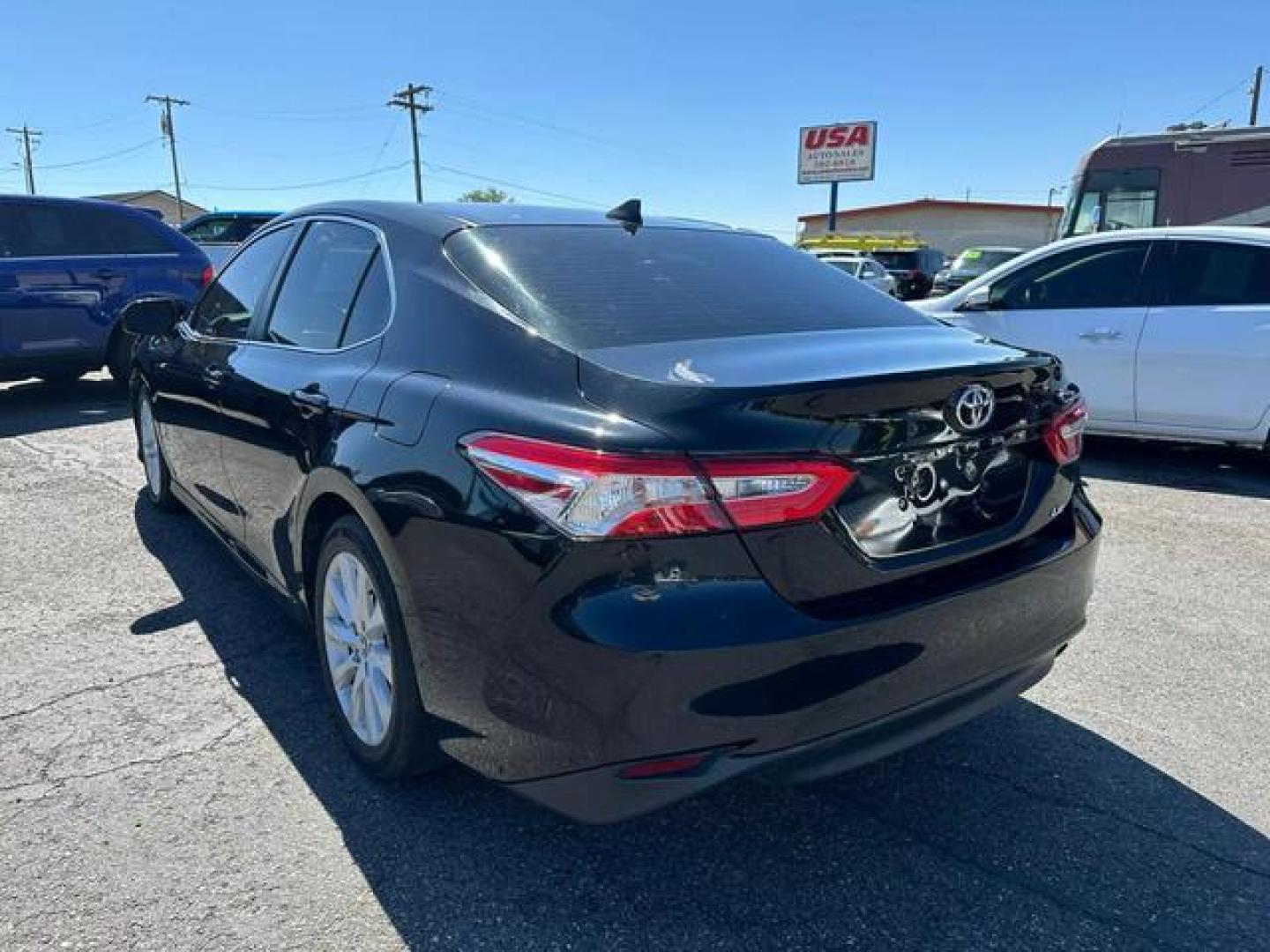 2019 Black Toyota Camry LE Sedan 4D (4T1B11HK1KU) with an 4-Cyl, 2.5 Liter engine, Automatic, 8-Spd w/Sequential Shift transmission, located at 607 W Columbia Drive, Kennewick, WA, 99336, (509) 987-1069, 46.216743, -119.126404 - Photo#6