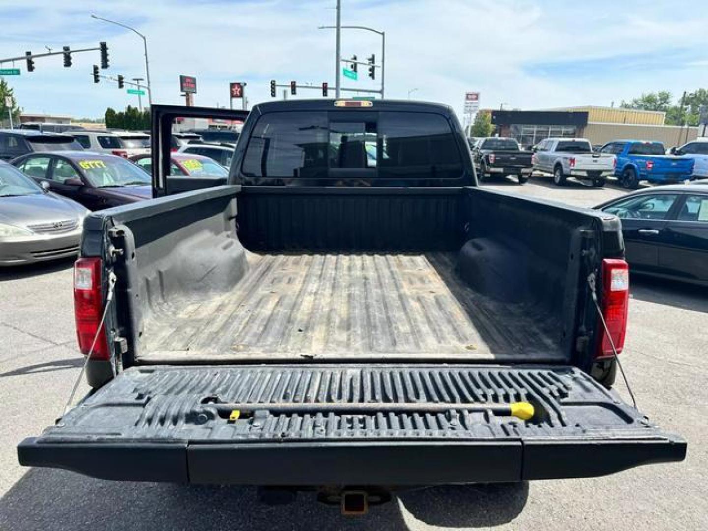 2013 Red /No Color Ford F350 Super Duty Crew Cab Lariat Pickup 4D 6 3/4 ft (1FT8W3BT1DE) with an V8, Turbo Diesel, 6.7 Liter engine, Auto HD 6-Spd SelectShift transmission, located at 607 W Columbia Drive, Kennewick, WA, 99336, (509) 987-1069, 46.216743, -119.126404 - Photo#21