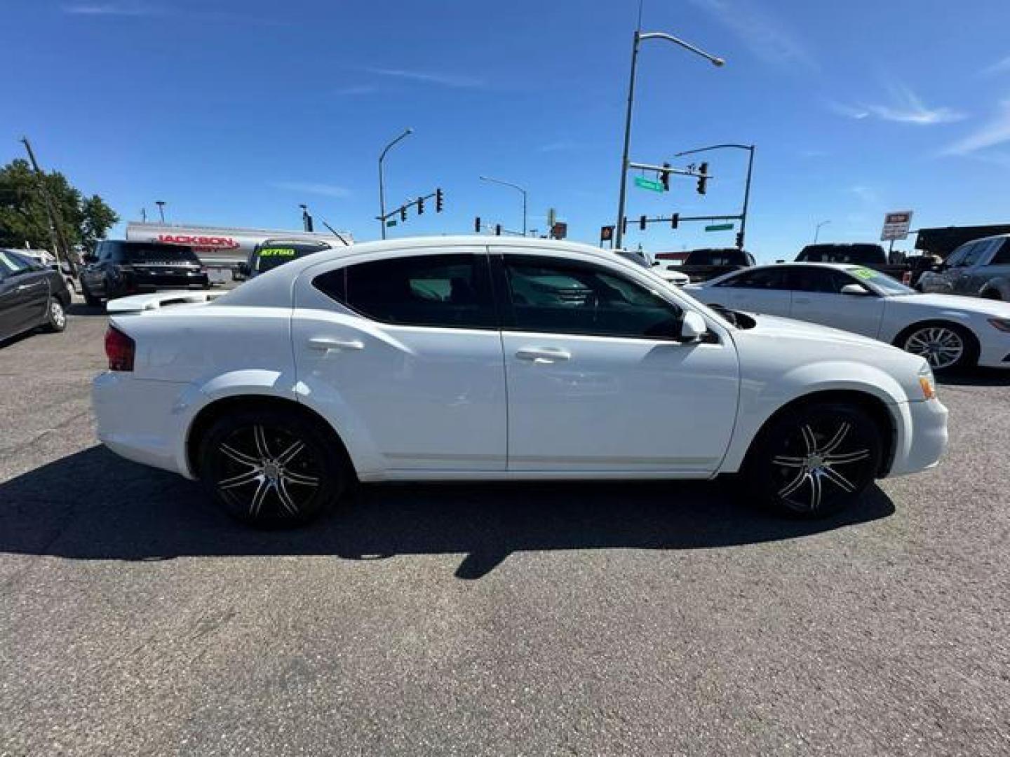 2011 White /No Color Dodge Avenger Mainstreet Sedan 4D (1B3BD1FB6BN) with an 4-Cyl, PZEV, 2.4 Liter engine, Automatic, 4-Spd w/Overdrive transmission, located at 607 W Columbia Drive, Kennewick, WA, 99336, (509) 987-1069, 46.216743, -119.126404 - Photo#3