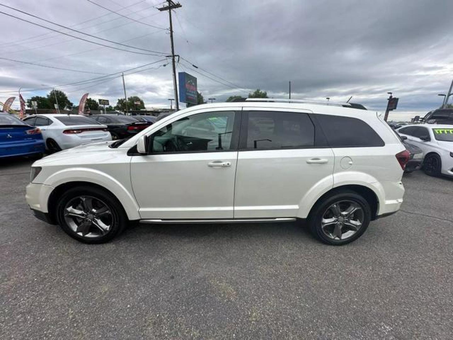 2015 White /No Color Dodge Journey Crossroad Sport Utility 4D (3C4PDDGGXFT) with an V6, 3.6 Liter engine, Automatic, 6-Spd w/AutoStick transmission, located at 607 W Columbia Drive, Kennewick, WA, 99336, (509) 987-1069, 46.216743, -119.126404 - Photo#7