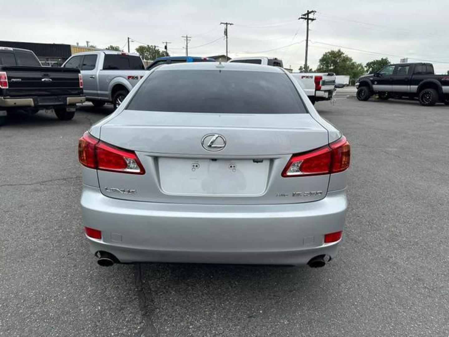 2010 Silver /No Color Lexus IS IS 250 Sport Sedan 4D (JTHCF5C25A5) with an V6, 2.5 Liter engine, Automatic, 6-Spd w/Overdrive transmission, located at 607 W Columbia Drive, Kennewick, WA, 99336, (509) 987-1069, 46.216743, -119.126404 - Photo#5