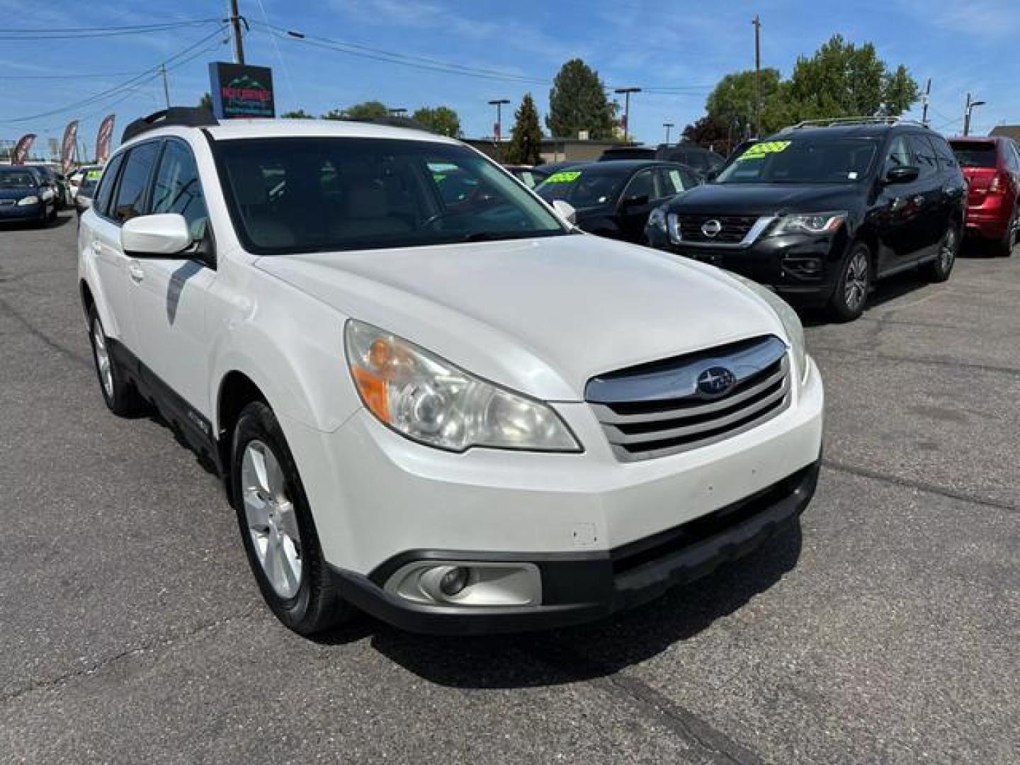 2011 No Color /No Color Subaru Outback 2.5i Premium Wagon 4D (4S4BRBCC1B3) with an 4-Cyl, PZEV, 2.5 Liter engine, Automatic, CVT w/Manual Mode transmission, located at 607 W Columbia Drive, Kennewick, WA, 99336, (509) 987-1069, 46.216743, -119.126404 - Photo#2