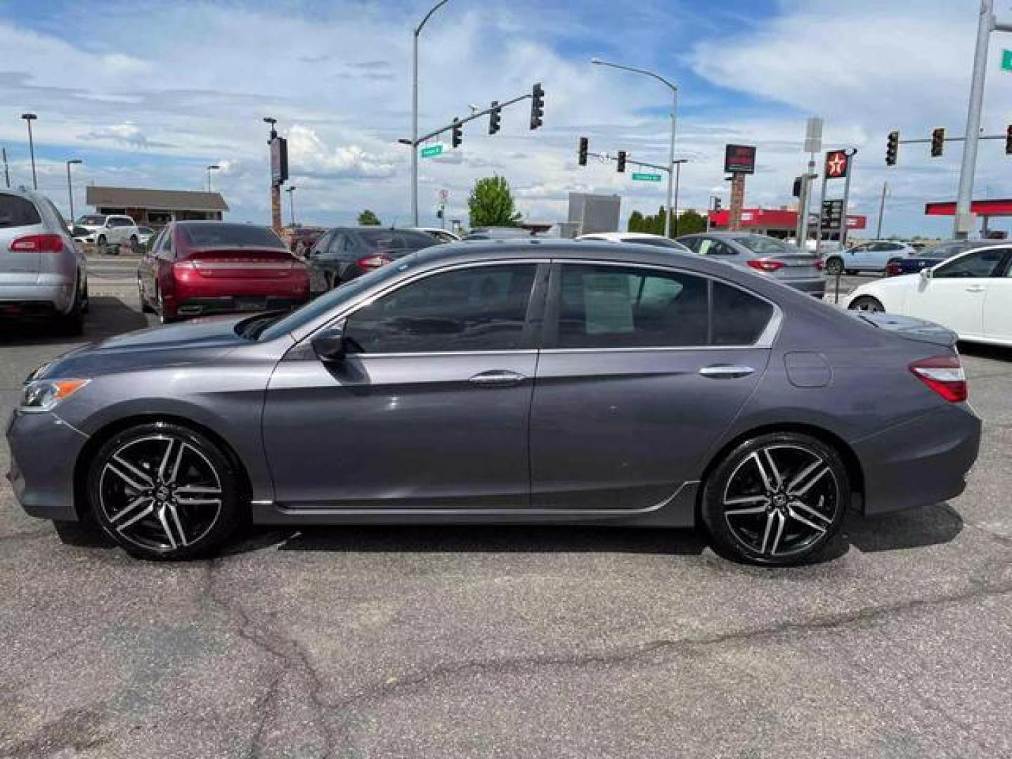 2016 No Color /No Color Honda Accord Sport Sedan 4D (1HGCR2F56GA) , Auto, CVT w/Sport Mode transmission, located at 607 W Columbia Drive, Kennewick, WA, 99336, (509) 987-1069, 46.216743, -119.126404 - Photo#7