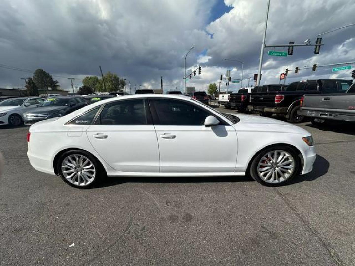 2012 White /No Color Audi A6 3.0T Quattro Premium Sedan 4D (WAUBGAFC7CN) with an V6, Supercharged, 3.0 Liter engine, Auto, 8-Spd Tiptronic transmission, located at 607 W Columbia Drive, Kennewick, WA, 99336, (509) 987-1069, 46.216743, -119.126404 - Photo#3