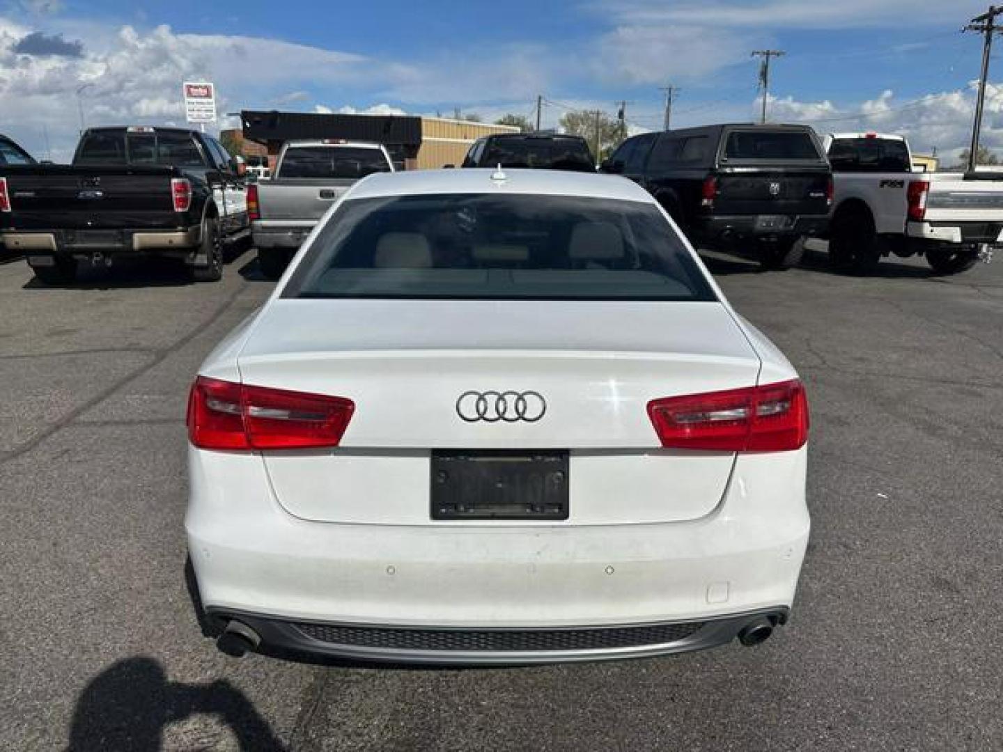 2012 White /No Color Audi A6 3.0T Quattro Premium Sedan 4D (WAUBGAFC7CN) with an V6, Supercharged, 3.0 Liter engine, Auto, 8-Spd Tiptronic transmission, located at 607 W Columbia Drive, Kennewick, WA, 99336, (509) 987-1069, 46.216743, -119.126404 - Photo#5