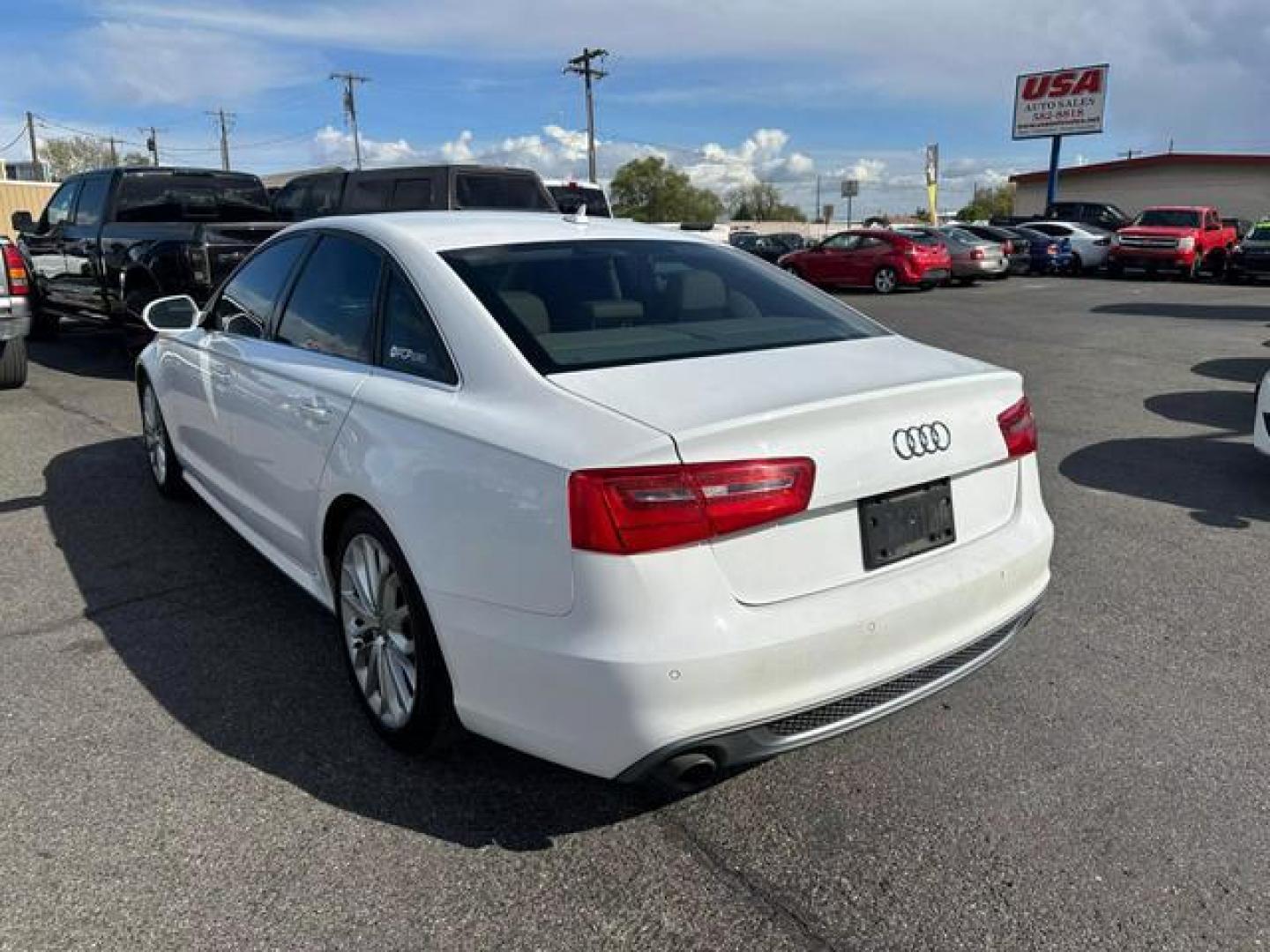 2012 White /No Color Audi A6 3.0T Quattro Premium Sedan 4D (WAUBGAFC7CN) with an V6, Supercharged, 3.0 Liter engine, Auto, 8-Spd Tiptronic transmission, located at 607 W Columbia Drive, Kennewick, WA, 99336, (509) 987-1069, 46.216743, -119.126404 - Photo#6