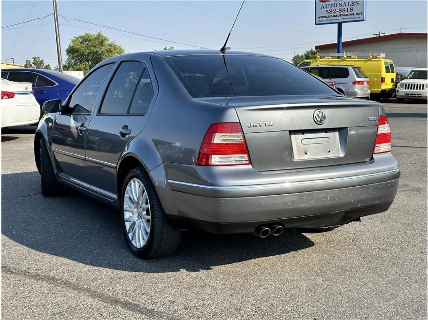 2004 No Color /No Color Volkswagen Jetta (3VWVH69M44M) with an V6, 2.8 Liter engine, Manual, 6-Spd transmission, located at 607 W Columbia Drive, Kennewick, WA, 99336, (509) 987-1069, 46.216743, -119.126404 - Photo#6