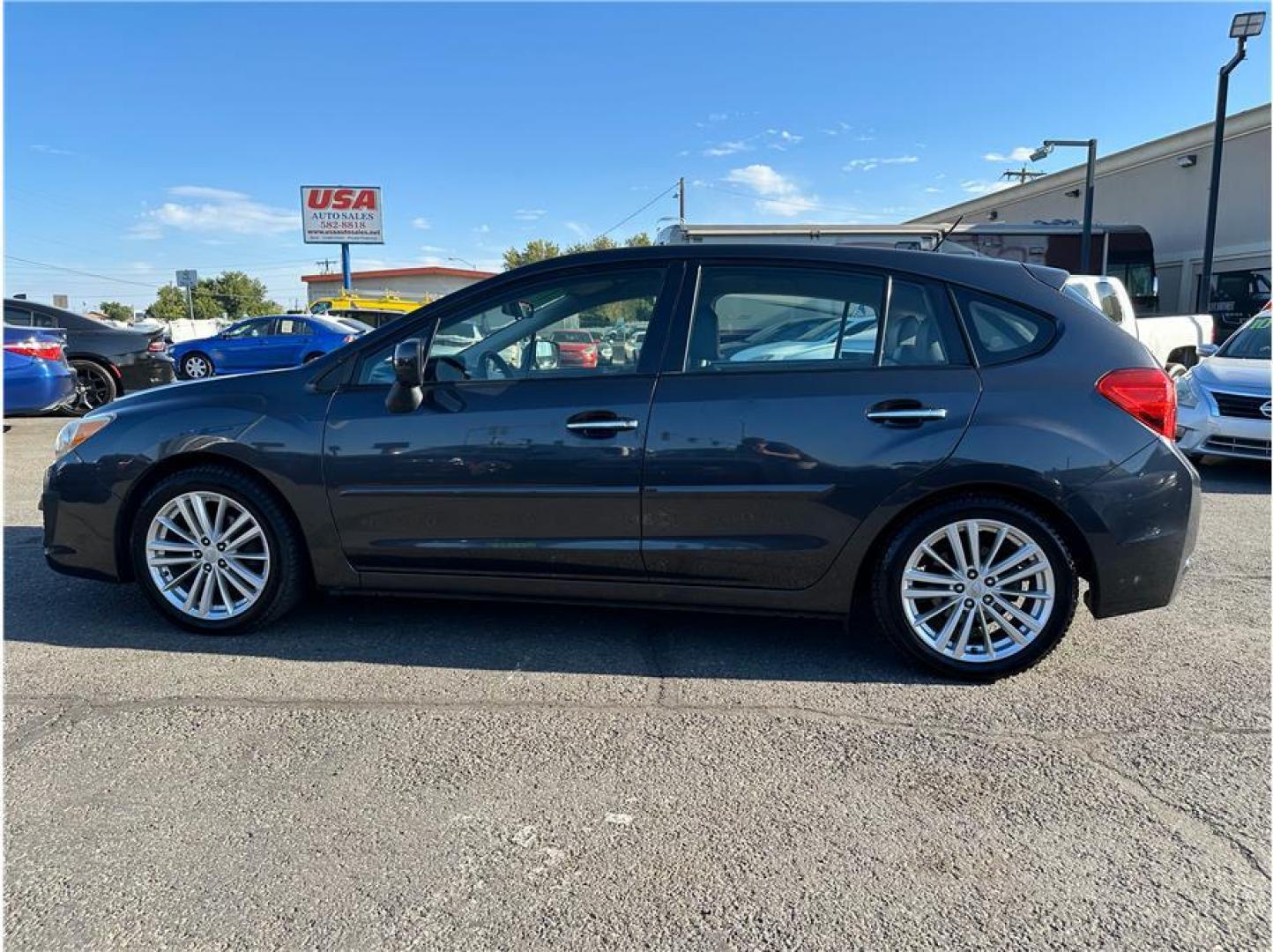 2012 No Color /No Color Subaru Impreza (JF1GPAG66CH) with an 4-Cyl, 2.0 Liter engine, Automatic, CVT w/Manual Mode transmission, located at 607 W Columbia Drive, Kennewick, WA, 99336, (509) 987-1069, 46.216743, -119.126404 - Photo#7