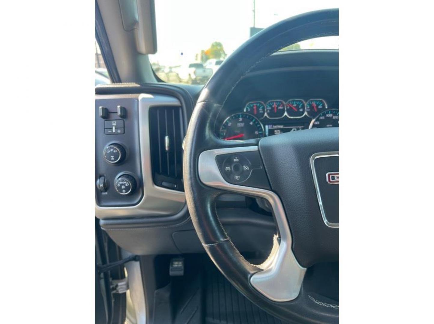 2019 Silver /No Color GMC Sierra 2500 HD Crew Cab (1GT12REG9KF) with an V8, Flex Fuel, 6.0 Liter engine, Automatic, 6-Spd Allison w/Overdrive transmission, located at 607 W Columbia Drive, Kennewick, WA, 99336, (509) 987-1069, 46.216743, -119.126404 - Photo#14