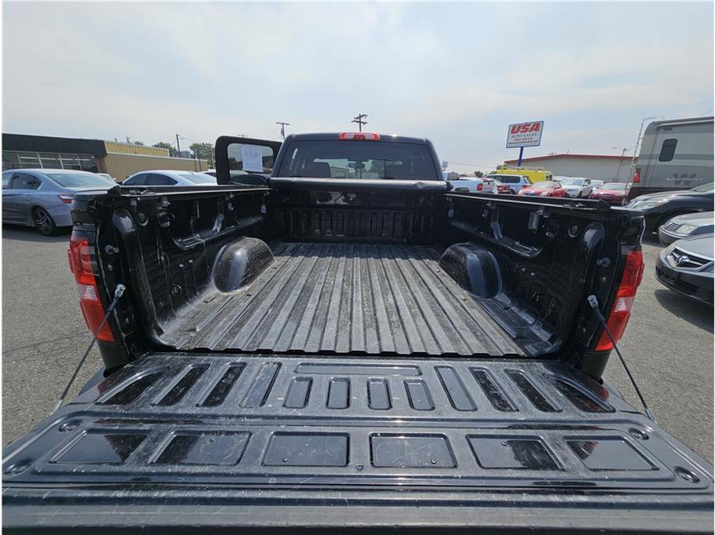 2015 Black /No Color GMC Sierra 1500 Double Cab (1GTV2TEC2FZ) with an V8, EcoTec3, 5.3L engine, Automatic, 6-Spd HD w/Overdrive transmission, located at 607 W Columbia Drive, Kennewick, WA, 99336, (509) 987-1069, 46.216743, -119.126404 - Photo#19