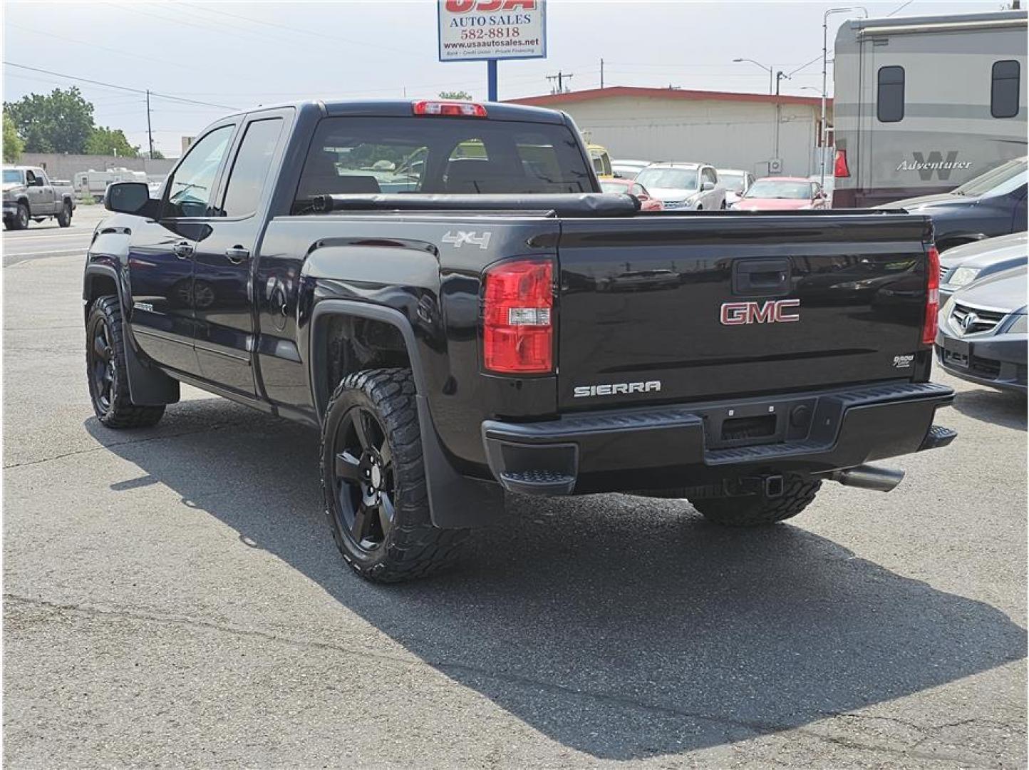 2015 Black /No Color GMC Sierra 1500 Double Cab (1GTV2TEC2FZ) with an V8, EcoTec3, 5.3L engine, Automatic, 6-Spd HD w/Overdrive transmission, located at 607 W Columbia Drive, Kennewick, WA, 99336, (509) 987-1069, 46.216743, -119.126404 - Photo#6