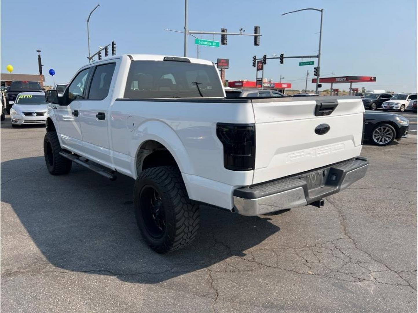 2018 White /No Color Ford F150 SuperCrew Cab (1FTFW1E58JF) with an V8, Flex Fuel, 5.0 Liter engine, Auto, 10-Spd Spt Mode transmission, located at 607 W Columbia Drive, Kennewick, WA, 99336, (509) 987-1069, 46.216743, -119.126404 - Photo#7