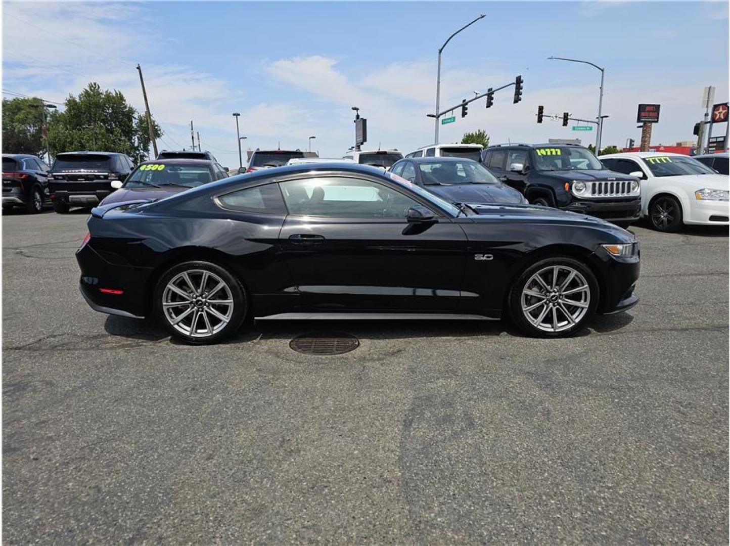 2015 Black /No Color Ford Mustang (1FA6P8CF4F5) with an V8, 5.0 Liter engine, Auto, 6-Spd SelectShift transmission, located at 607 W Columbia Drive, Kennewick, WA, 99336, (509) 987-1069, 46.216743, -119.126404 - Photo#3