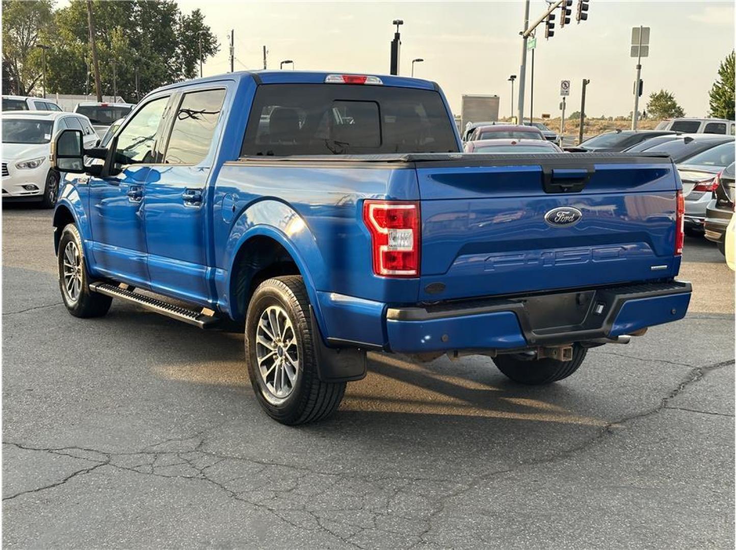 2018 Blue /No Color Ford F150 SuperCrew Cab (1FTEW1EG3JK) with an V6, EcoBoost, TT, 3.5L engine, Auto, 10-Spd Spt Mode transmission, located at 607 W Columbia Drive, Kennewick, WA, 99336, (509) 987-1069, 46.216743, -119.126404 - Photo#6