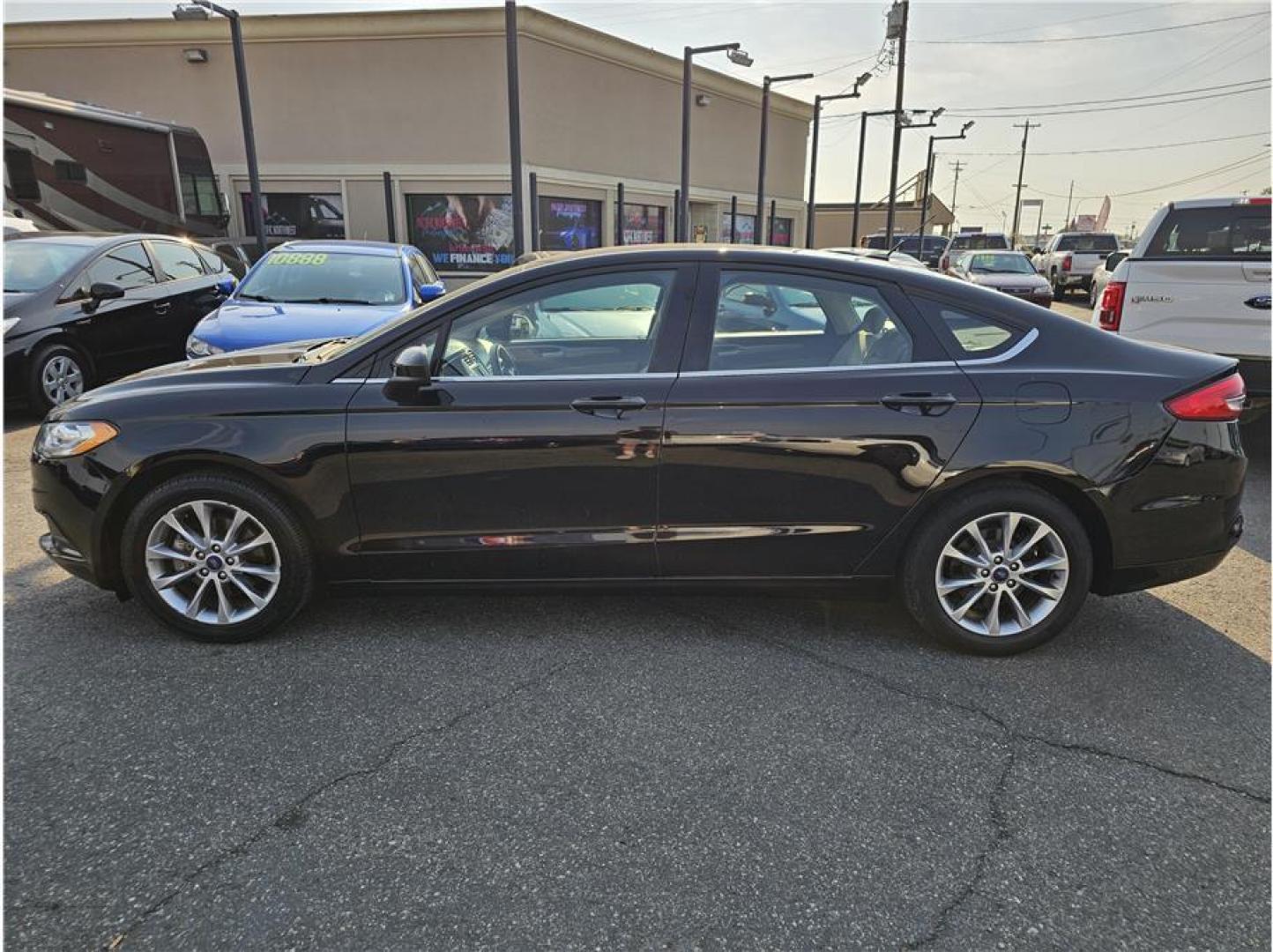 2017 Black /No Color Ford Fusion (3FA6P0G70HR) with an 4-Cyl, 2.5 Liter engine, Auto, 6-Spd SelectShift transmission, located at 607 W Columbia Drive, Kennewick, WA, 99336, (509) 987-1069, 46.216743, -119.126404 - Photo#2