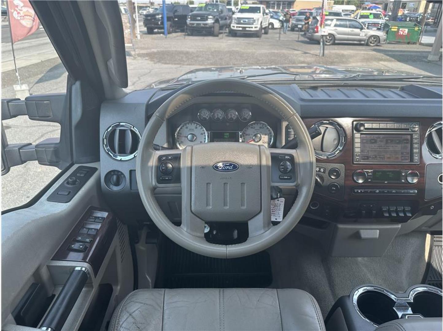 2008 Gray /No Color Ford F250 Super Duty Crew Cab (1FTSW21R28E) with an V8, Turbo Dsl 6.4L engine, Automatic, 5-Spd w/Overdrive transmission, located at 607 W Columbia Drive, Kennewick, WA, 99336, (509) 987-1069, 46.216743, -119.126404 - Photo#11