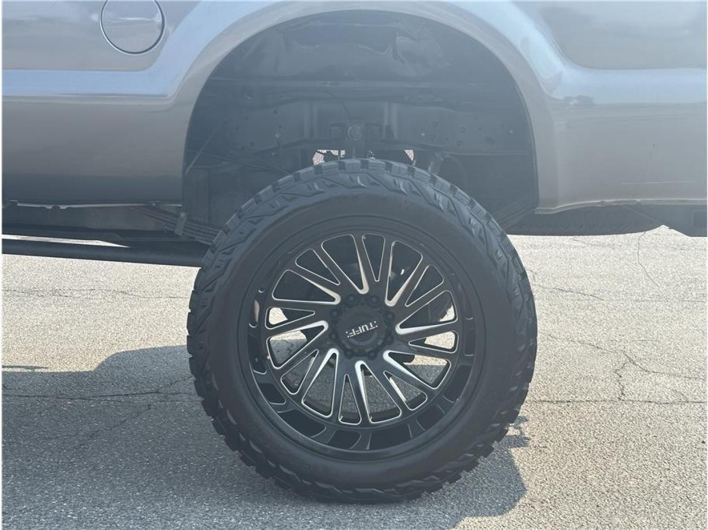 2008 Gray /No Color Ford F250 Super Duty Crew Cab (1FTSW21R28E) with an V8, Turbo Dsl 6.4L engine, Automatic, 5-Spd w/Overdrive transmission, located at 607 W Columbia Drive, Kennewick, WA, 99336, (509) 987-1069, 46.216743, -119.126404 - Photo#18