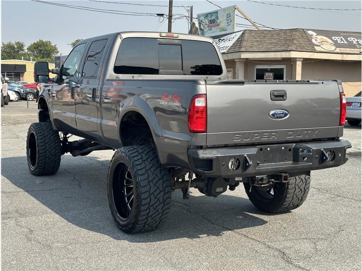 2008 Gray /No Color Ford F250 Super Duty Crew Cab (1FTSW21R28E) with an V8, Turbo Dsl 6.4L engine, Automatic, 5-Spd w/Overdrive transmission, located at 607 W Columbia Drive, Kennewick, WA, 99336, (509) 987-1069, 46.216743, -119.126404 - Photo#6