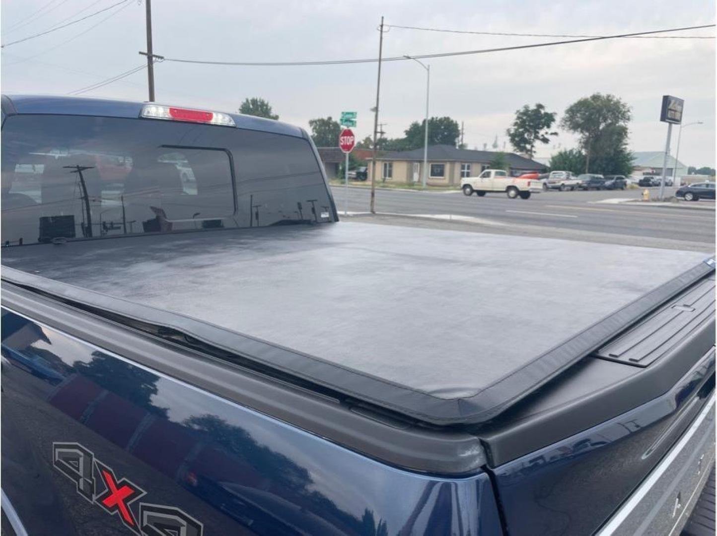 2015 Blue /No Color Ford F150 SuperCrew Cab (1FTEW1EG9FF) with an V6, EcoBoost, TT, 3.5L engine, Automatic, 6-Spd transmission, located at 607 W Columbia Drive, Kennewick, WA, 99336, (509) 987-1069, 46.216743, -119.126404 - Photo#20