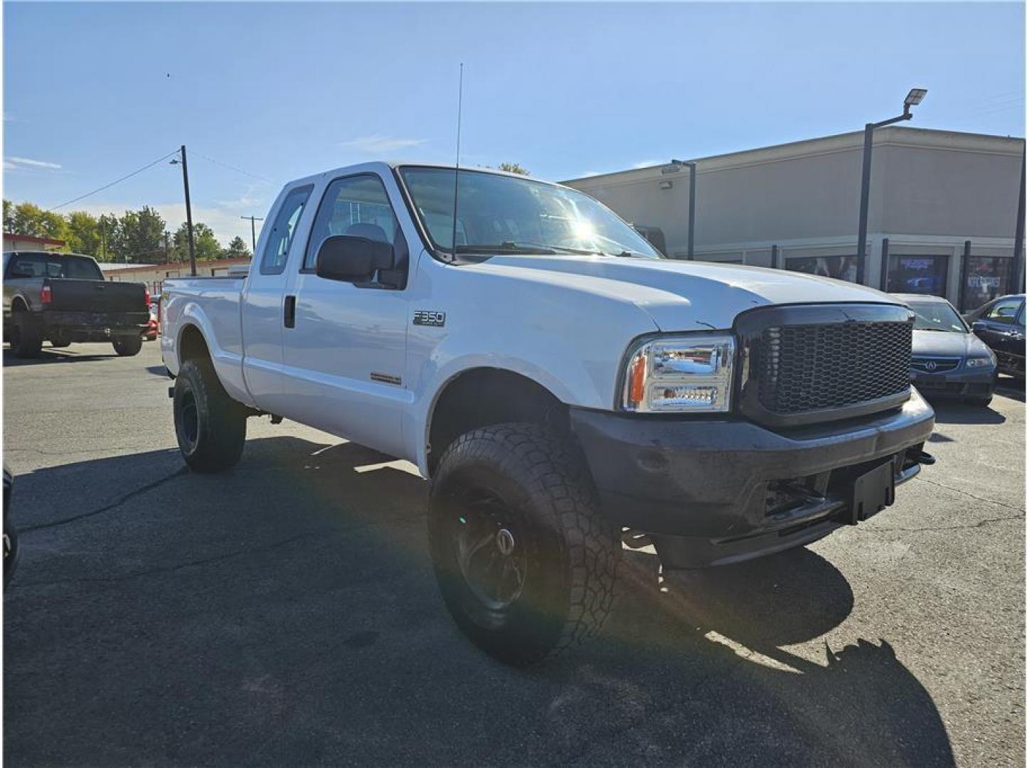 2003 White /No Color Ford F350 Super Duty Super Cab (1FTSX31P03E) with an V8, Turbo Diesel, 6.0L engine, Automatic transmission, located at 607 W Columbia Drive, Kennewick, WA, 99336, (509) 987-1069, 46.216743, -119.126404 - Photo#3