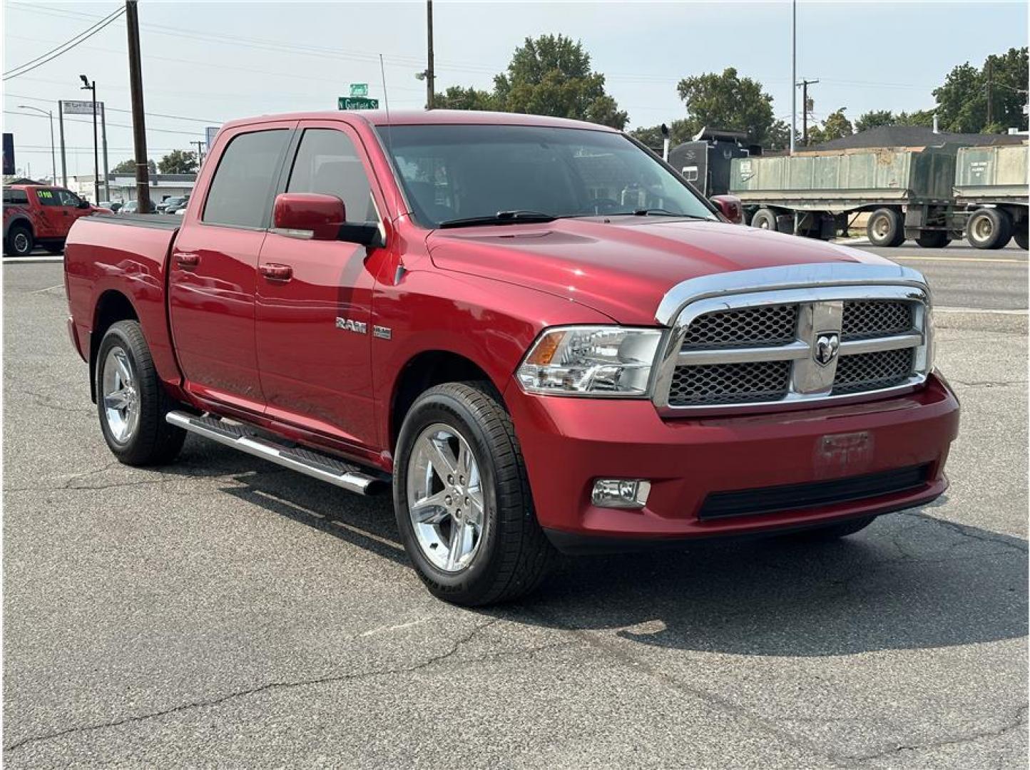 2010 No Color /No Color Dodge Ram 1500 Crew Cab (1D7RV1CT4AS) with an V8, HEMI, 5.7 Liter engine, Automatic, 5-Spd w/Overdrive transmission, located at 607 W Columbia Drive, Kennewick, WA, 99336, (509) 987-1069, 46.216743, -119.126404 - Photo#2