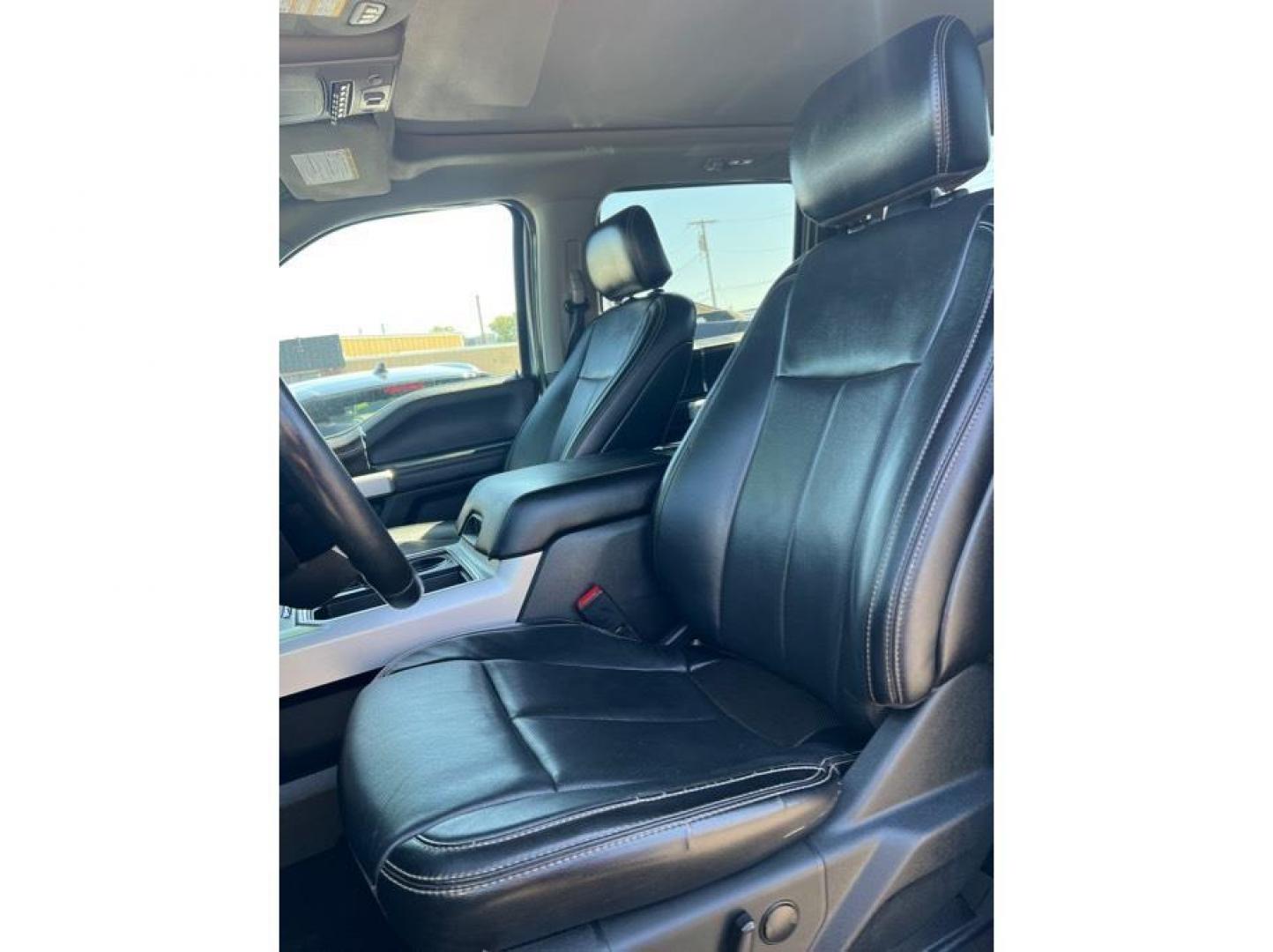 2020 Silver /No Color Ford F250 Super Duty Crew Cab (1FT7W2BN5LE) with an V8, 7.3 Liter engine, Automatic, 10-Spd transmission, located at 607 W Columbia Drive, Kennewick, WA, 99336, (509) 987-1069, 46.216743, -119.126404 - Photo#18