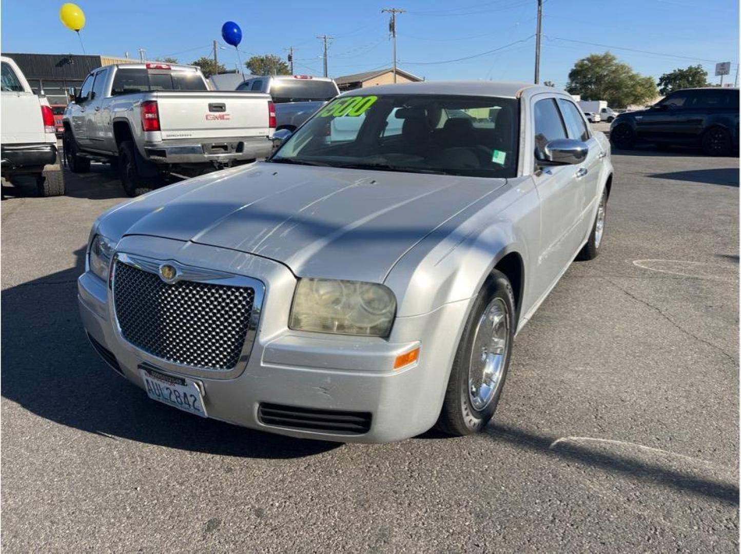 2005 No Color /No Color Chrysler 300 (2C3JA43R95H) with an V6, 2.7 Liter engine, Automatic transmission, located at 607 W Columbia Drive, Kennewick, WA, 99336, (509) 987-1069, 46.216743, -119.126404 - Photo#0