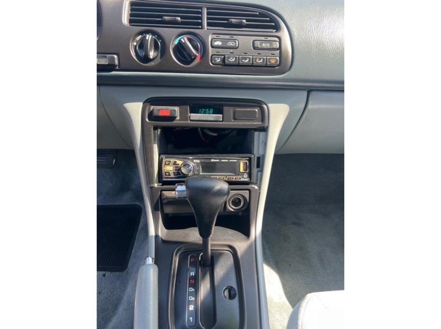 1997 No Color /No Color Honda Accord (1HGCD5635VA) with an 4-Cyl, 2.2 Liter engine, Automatic transmission, located at 607 W Columbia Drive, Kennewick, WA, 99336, (509) 987-1069, 46.216743, -119.126404 - Photo#11