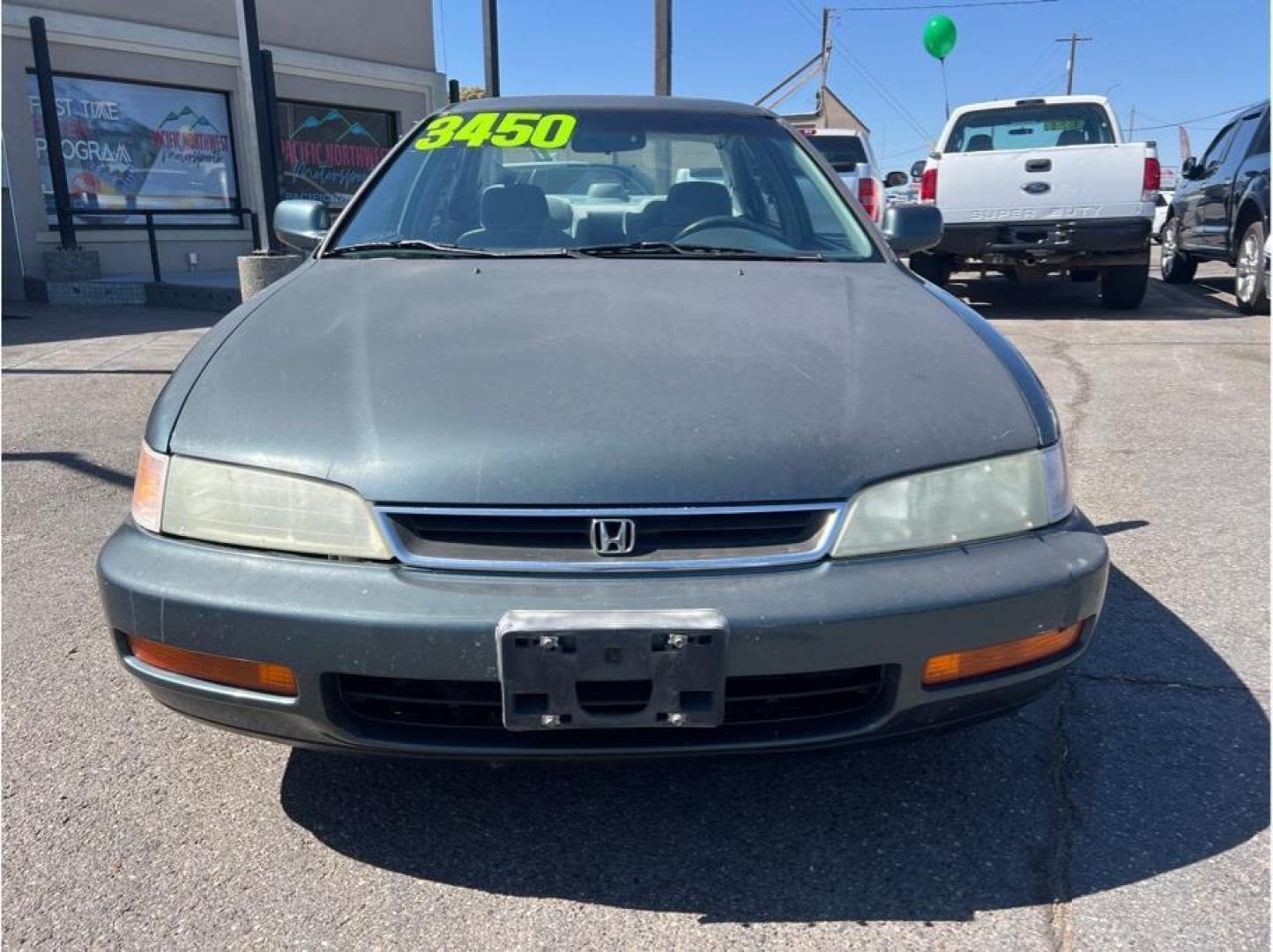 1997 No Color /No Color Honda Accord (1HGCD5635VA) with an 4-Cyl, 2.2 Liter engine, Automatic transmission, located at 607 W Columbia Drive, Kennewick, WA, 99336, (509) 987-1069, 46.216743, -119.126404 - Photo#1